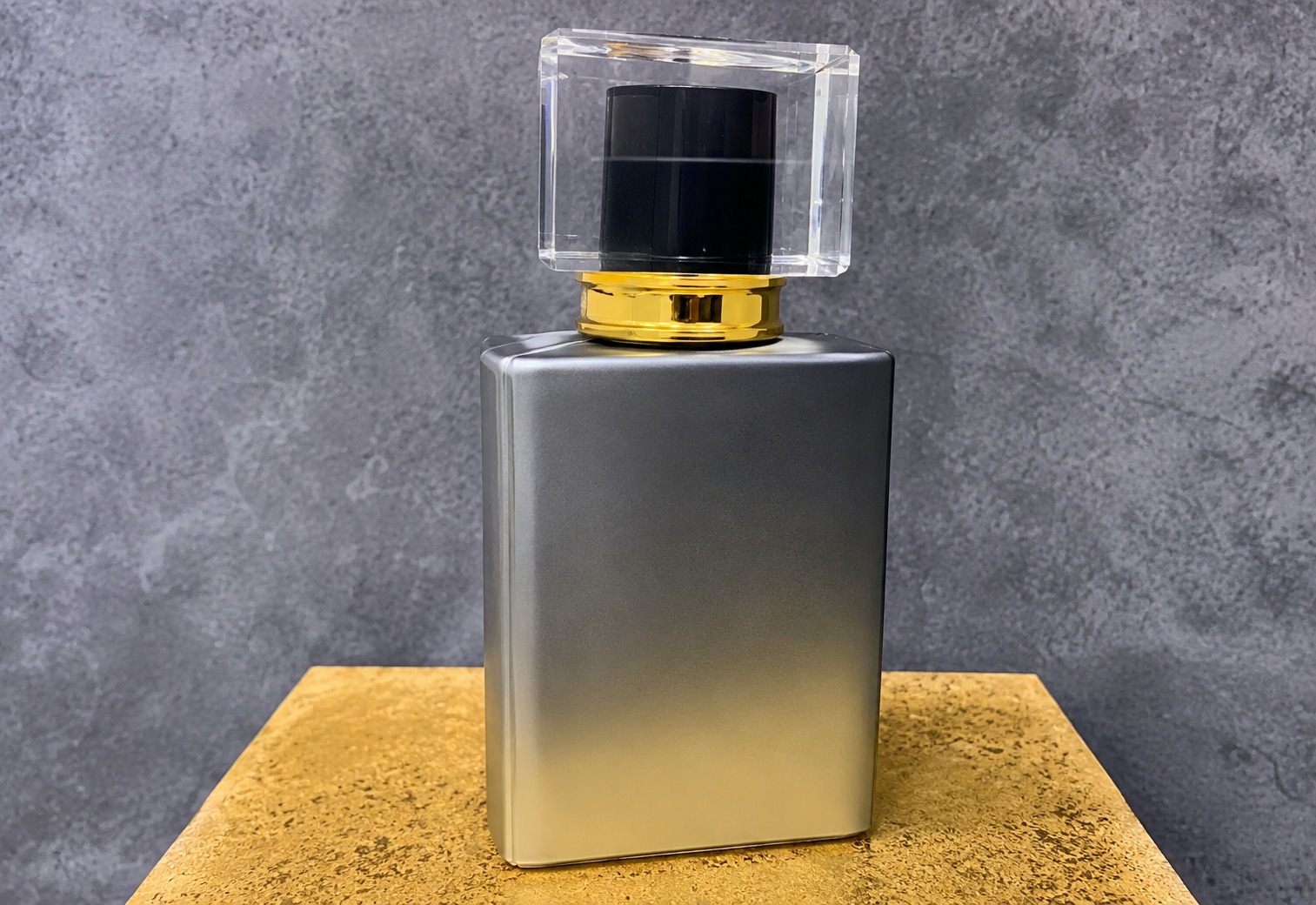 Black Atomizer Perfume Bottle