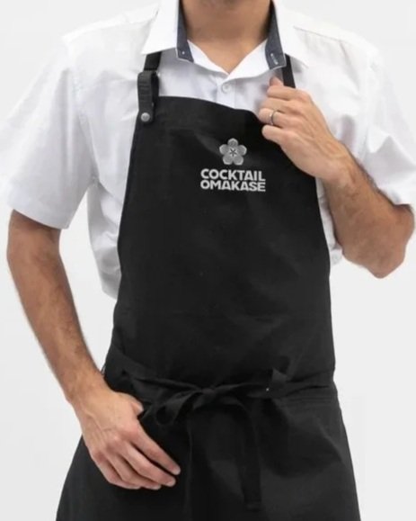 TILIT_CONTRA_APRON_BLK_4_mockup-01.jpg