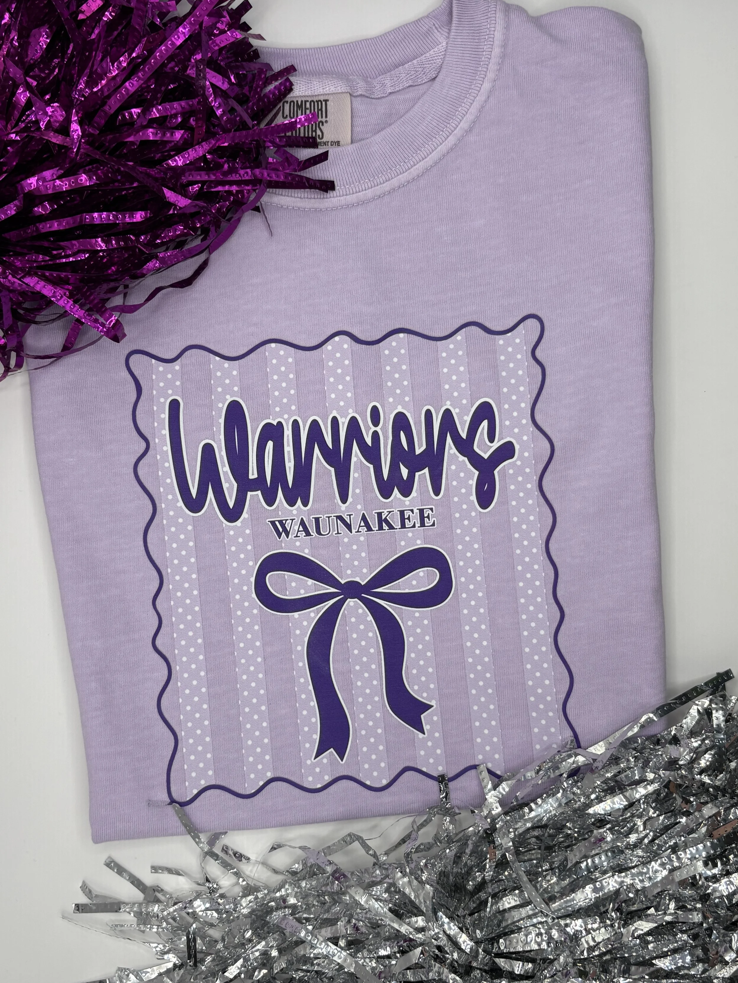 Waunakee Warriors Large Bow T-Shirt