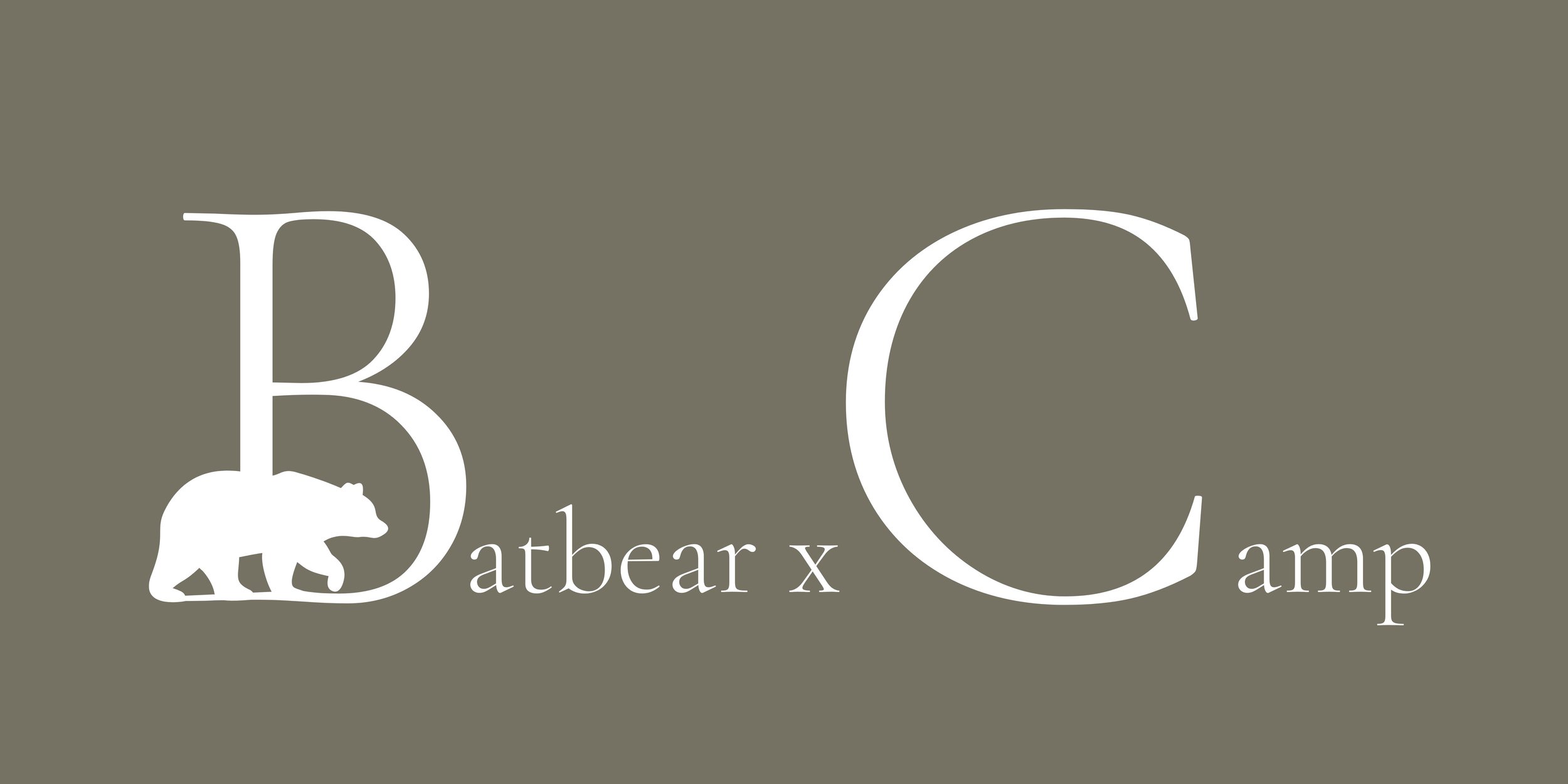 Logo Batbear X Camp avec monogramme BXC et silhouette d’ours minimaliste, gîte sportif premium en Provence.