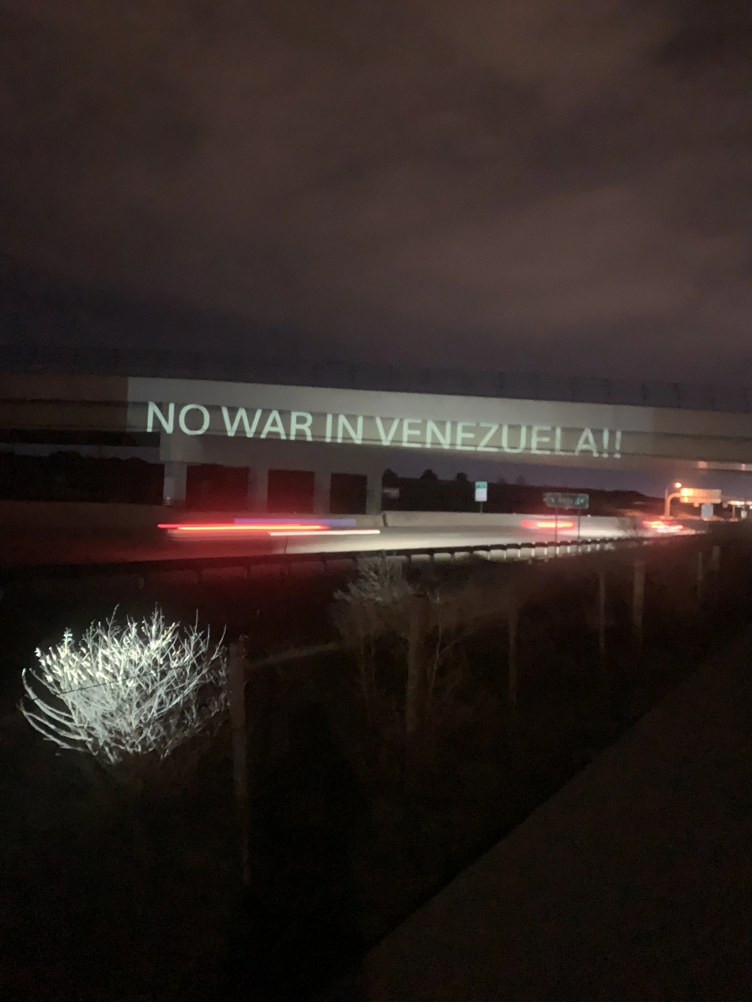 noWarInVenezuela.jpg