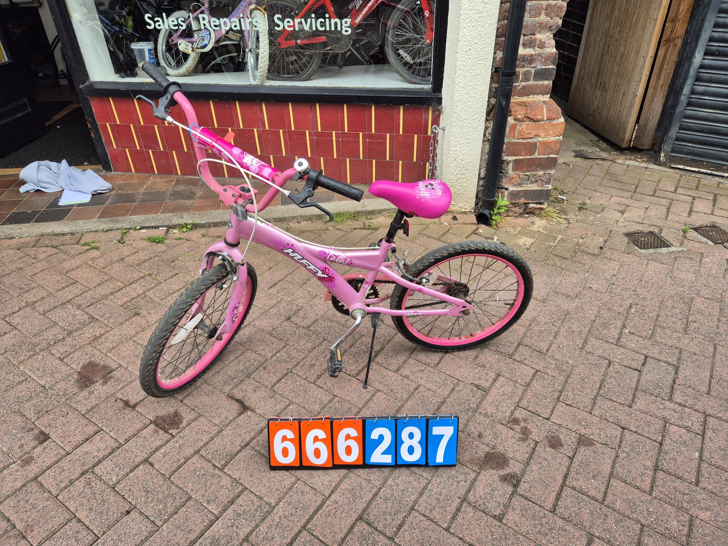 Huffy - Pink, 11" frame