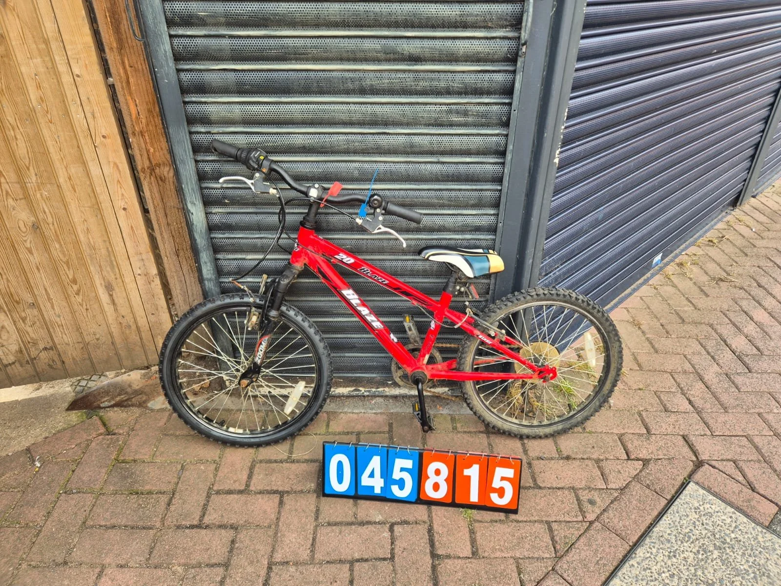 Blaze - Red, 11" Frame