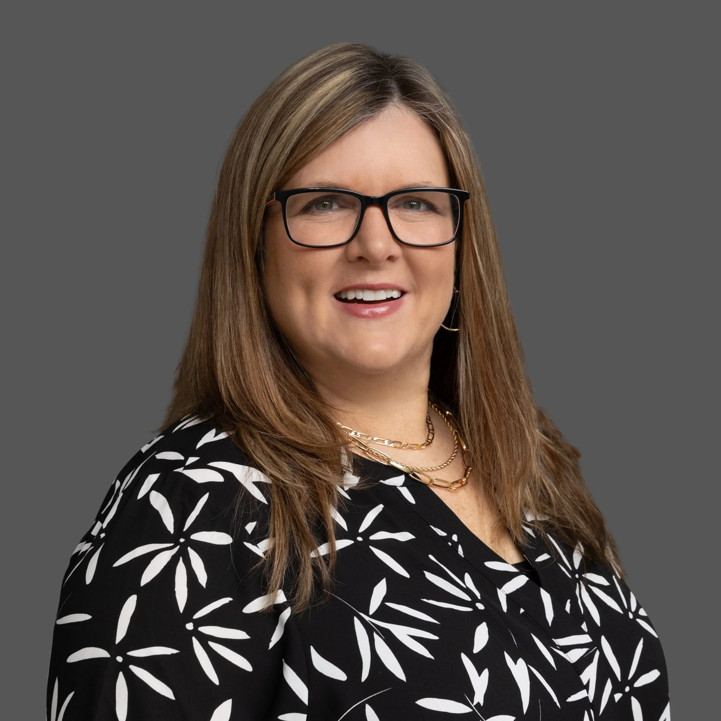 Erin Wills headshot.