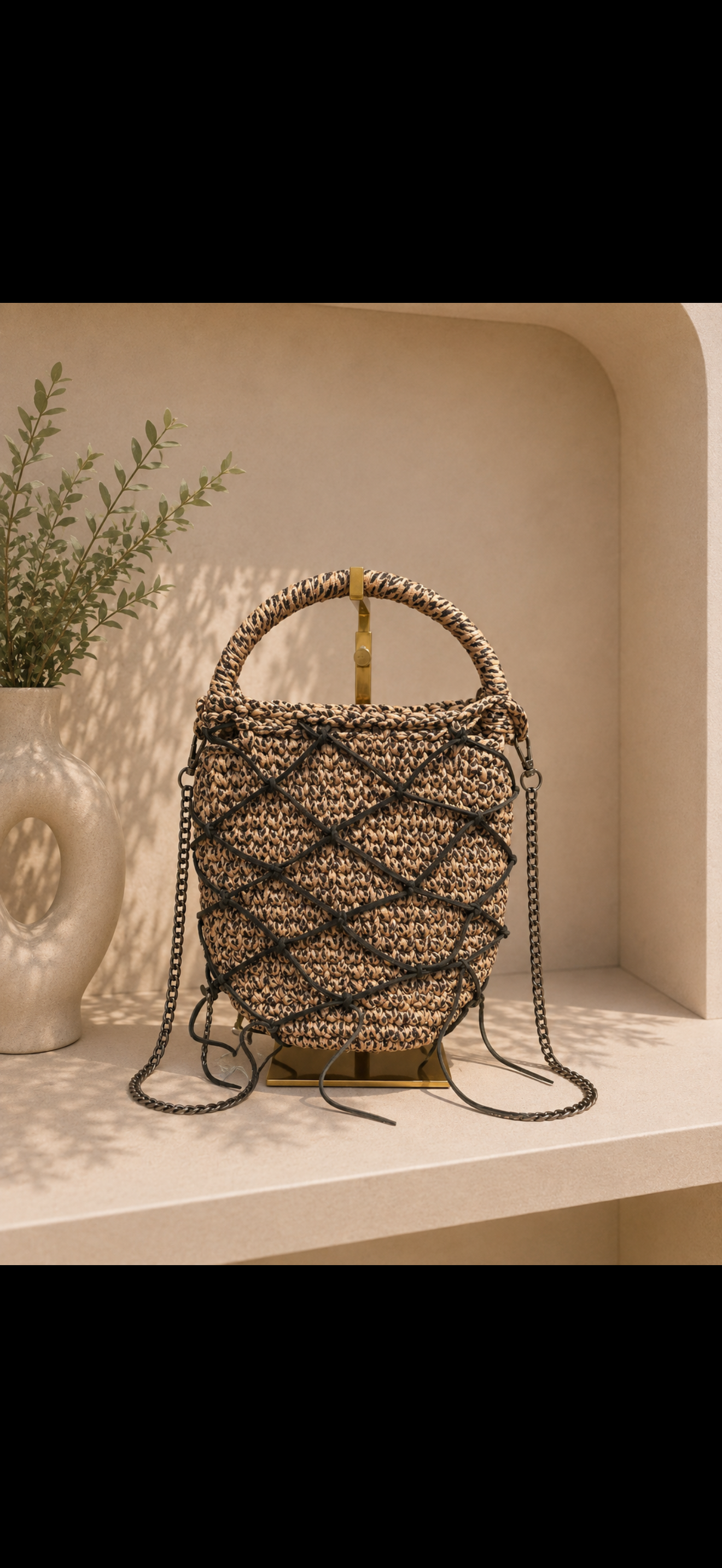 Clamshell Macrame Bucket Bag