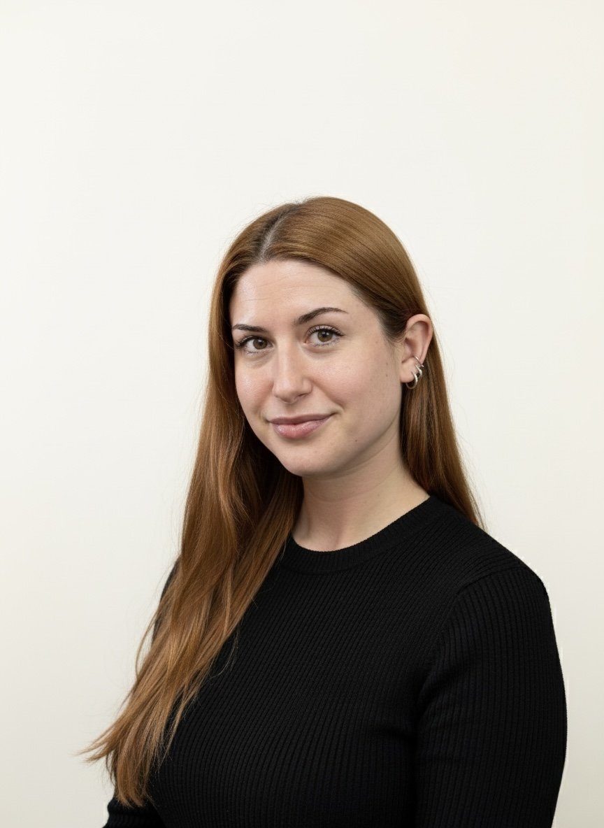 Mia Niedojadlo
Breathing Re-educator & Head Nurse
GDC: 304889