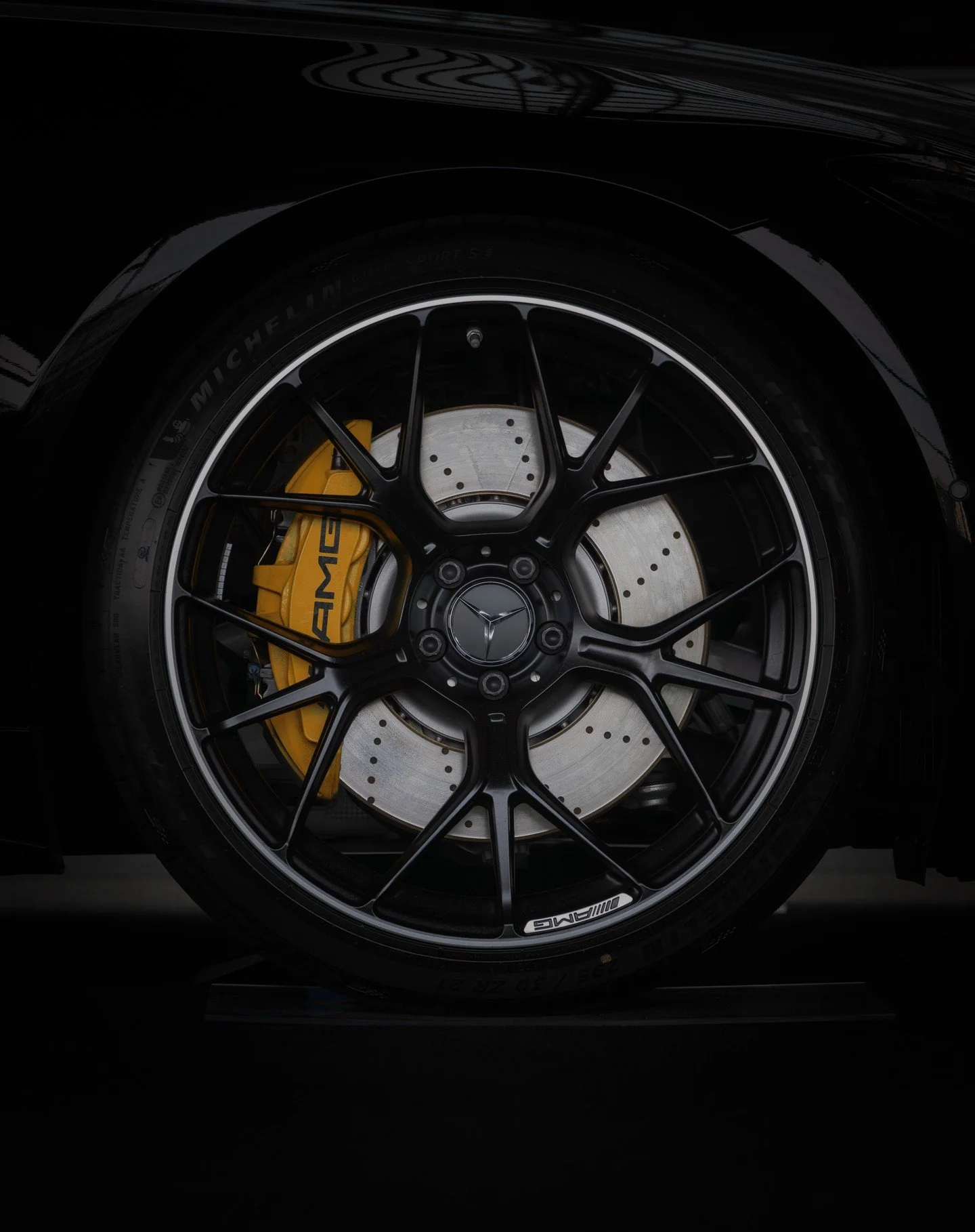 &ldquo;There is a story in every detail: Experience the passion of AMG. #PassionForPerformance" 📖

_______________________________
#MercedesAMG#CarPhotography#LuxuryCars#CarLovers#Automotive#CarPorn#InstaCars#CarGram#CarLife#PerformanceCars#Spo