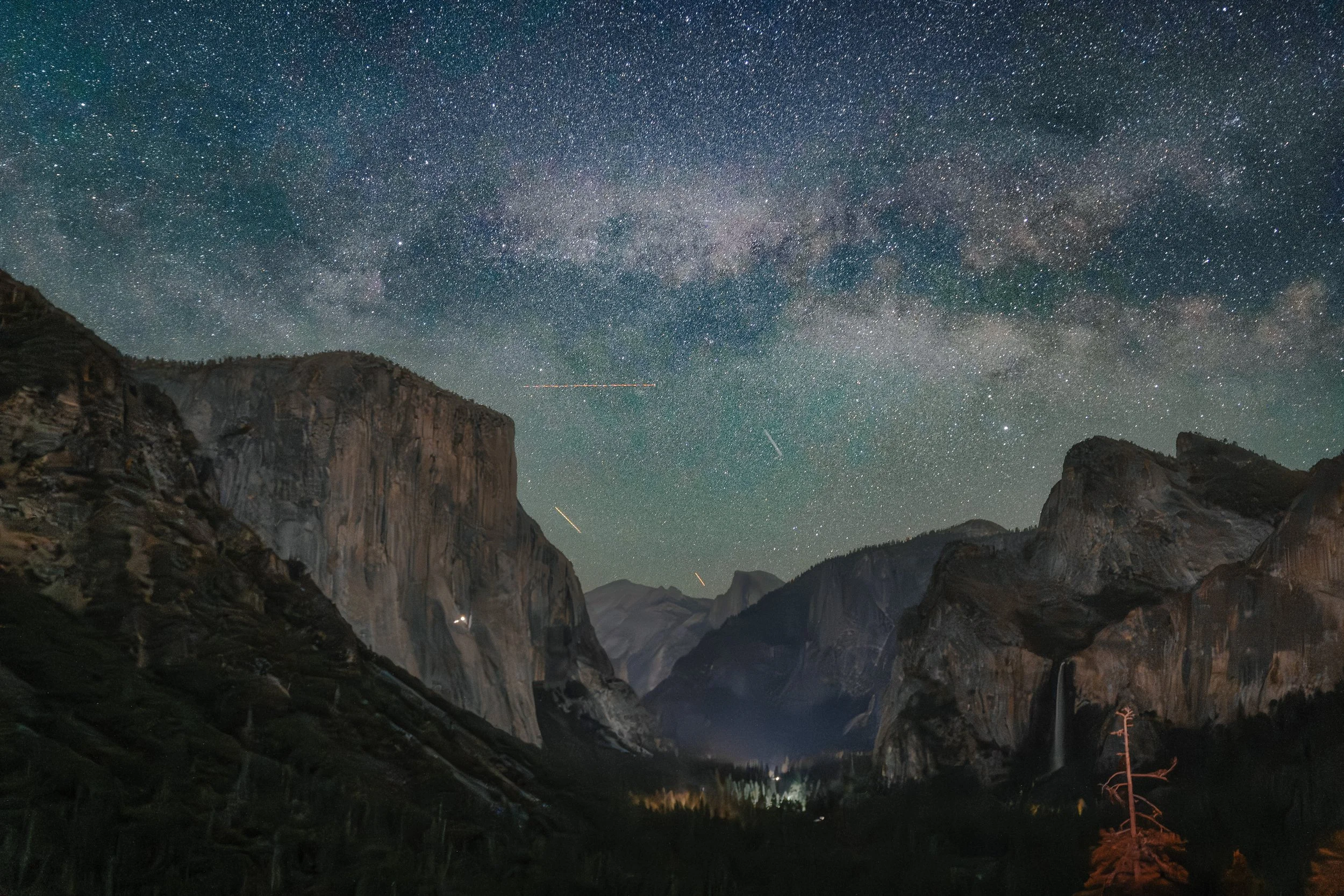 Nighttime in Yosemite Valley - Landscape.jpg