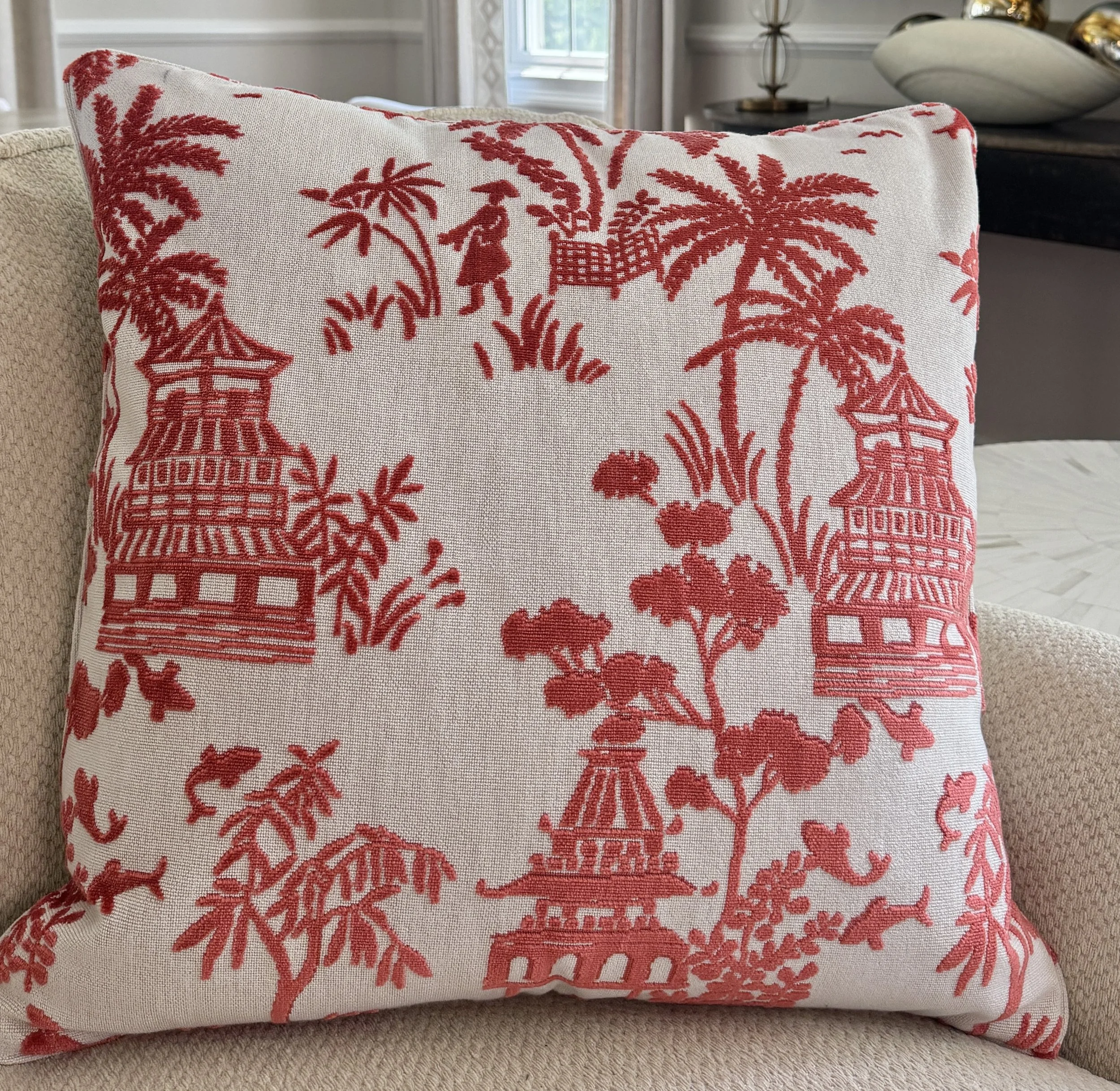 Kubla Coral Square with Down and Feather Insert