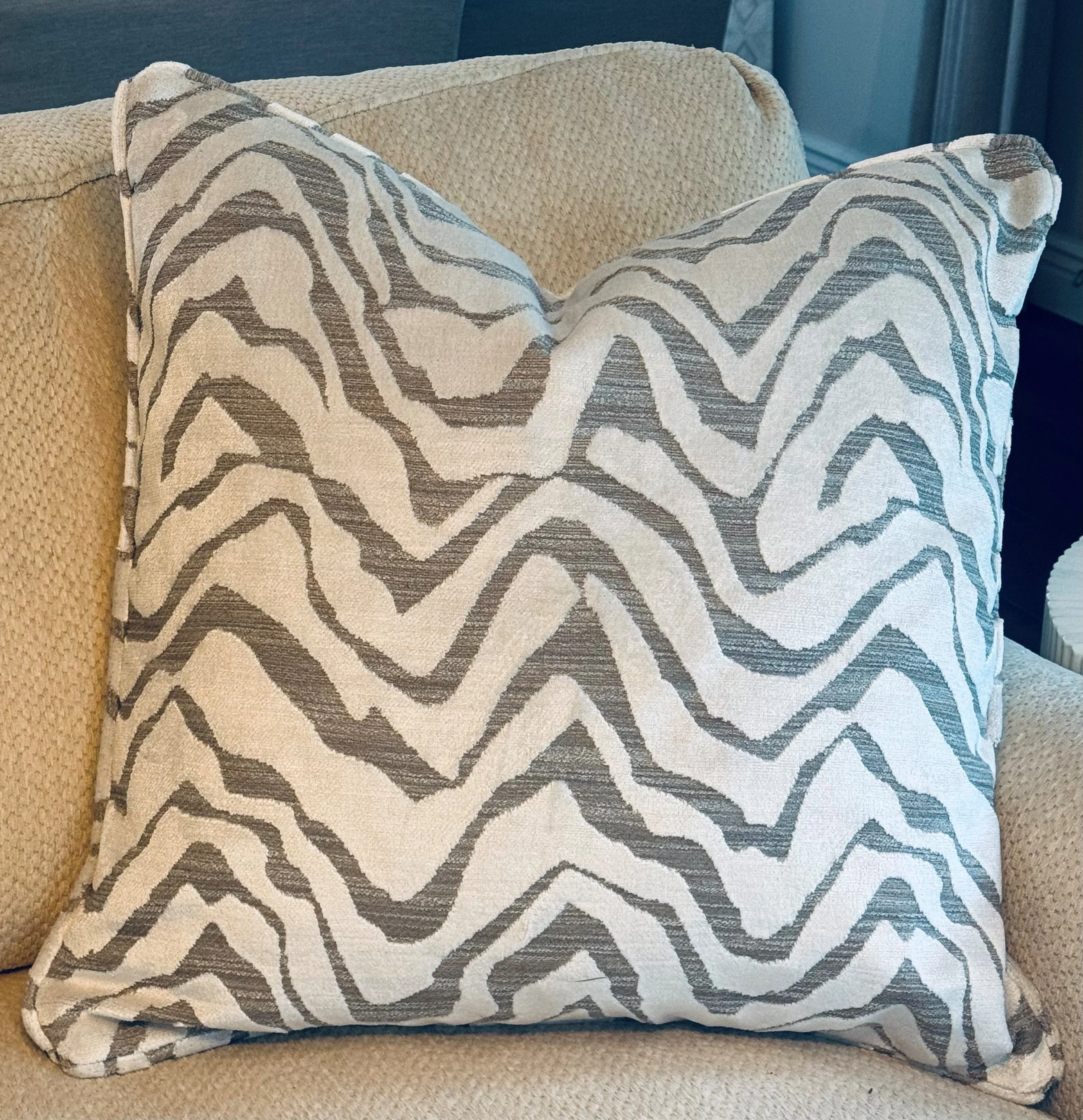 Saxon Buff Cut Velvet Square With Feather and Down Insert