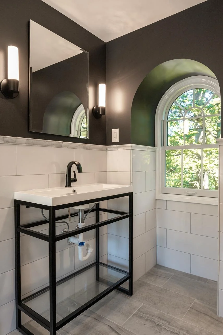 Bathroom 2.jpg