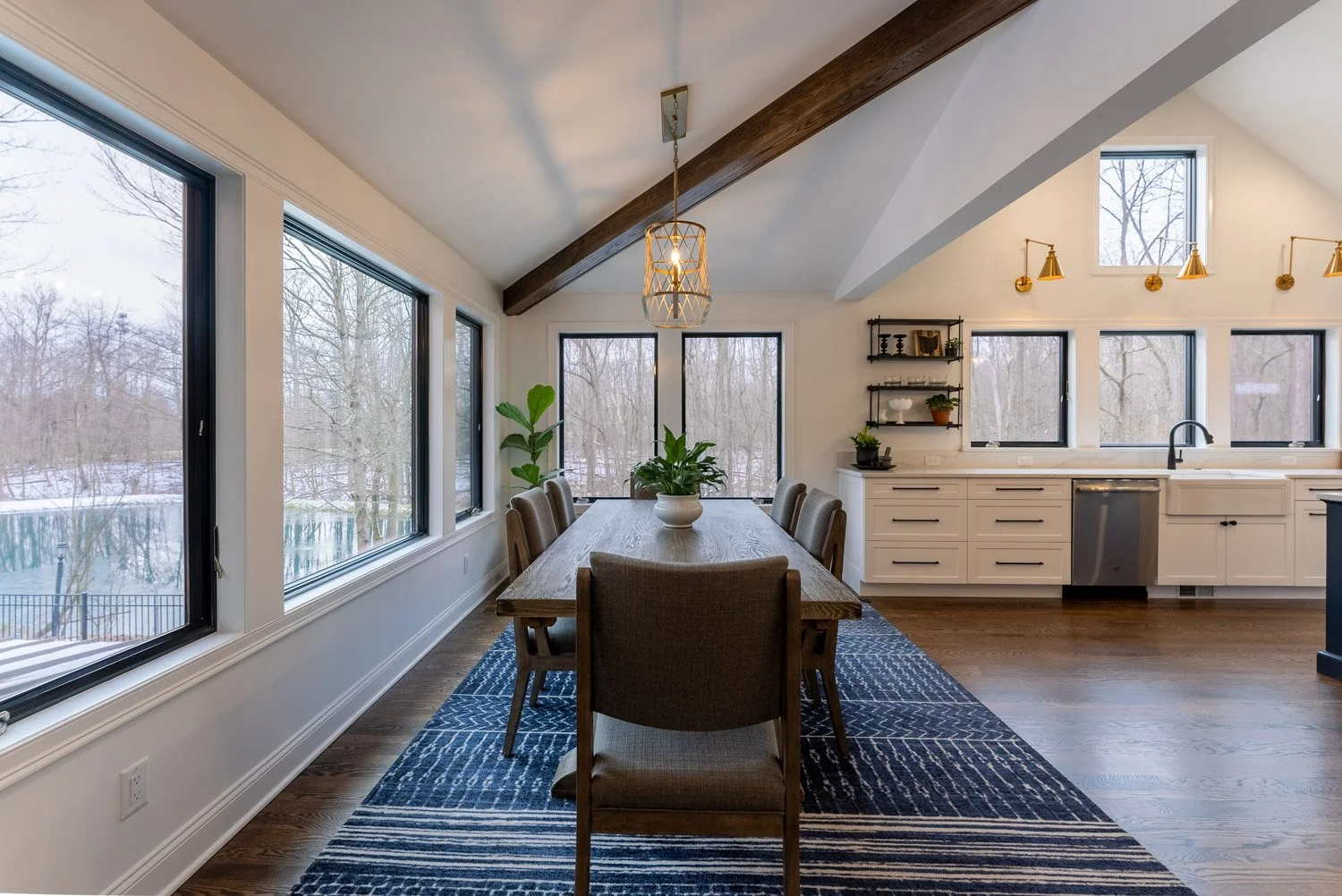 Kitchen Dining Area.jpg