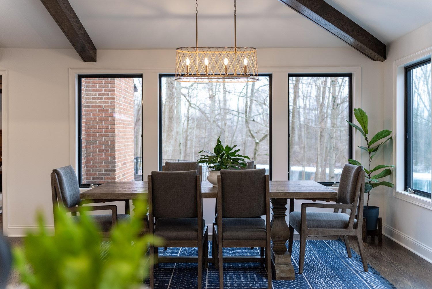 Kitchen Dining Area 2.jpg