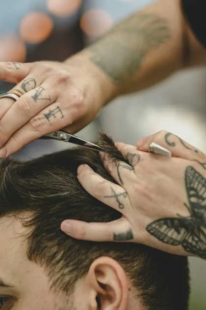 HAIRCUT & STYLE