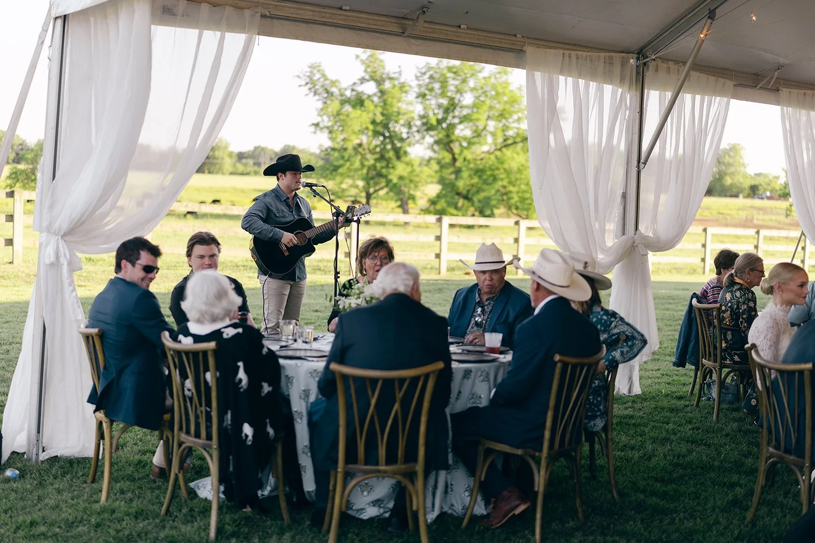 202605_MaryStewart_Drew_Wedding_415_websize.jpg