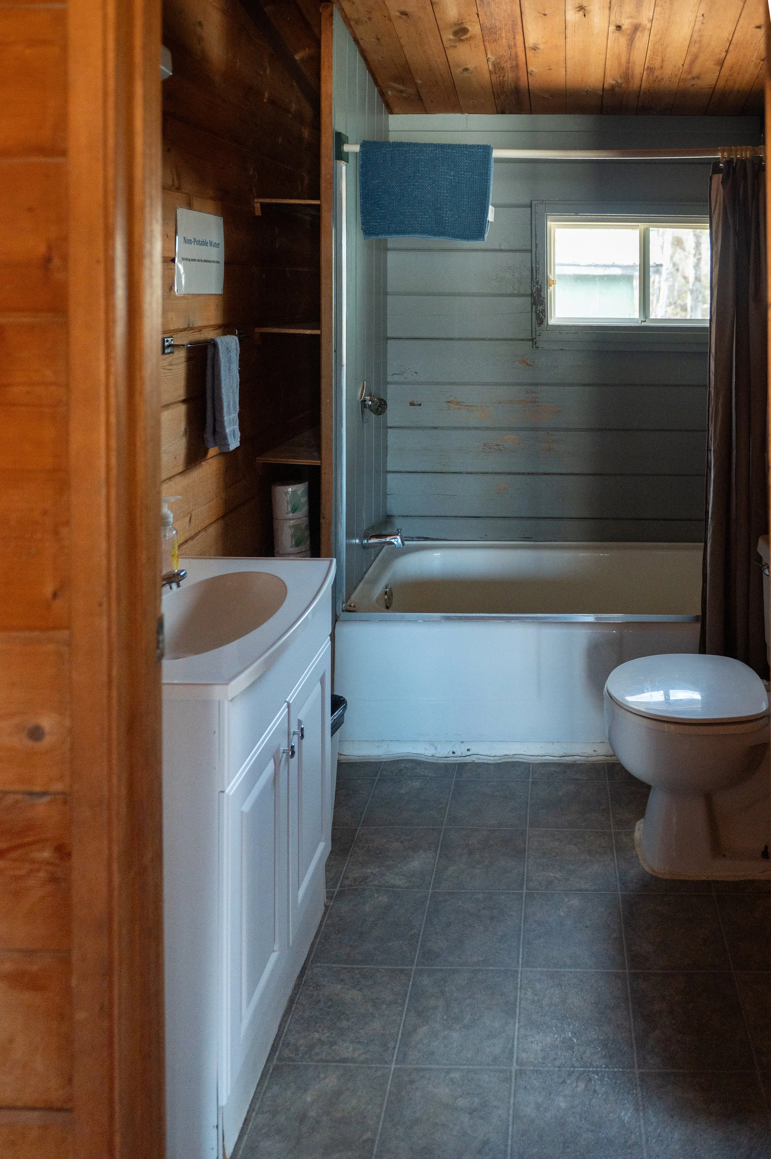 all cabins-12.jpg