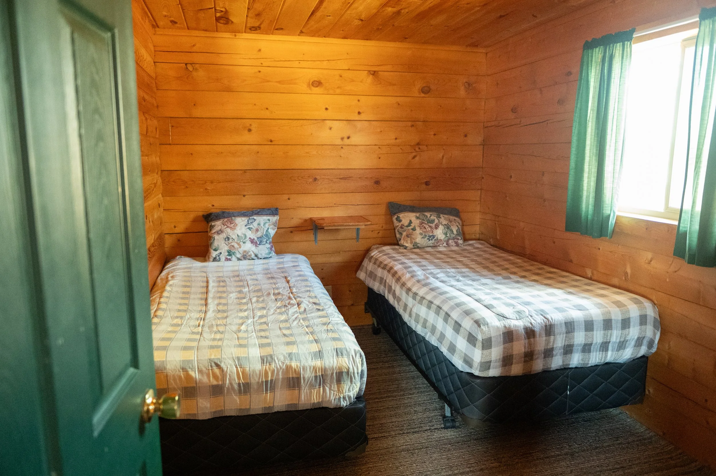 all cabins-40.jpg