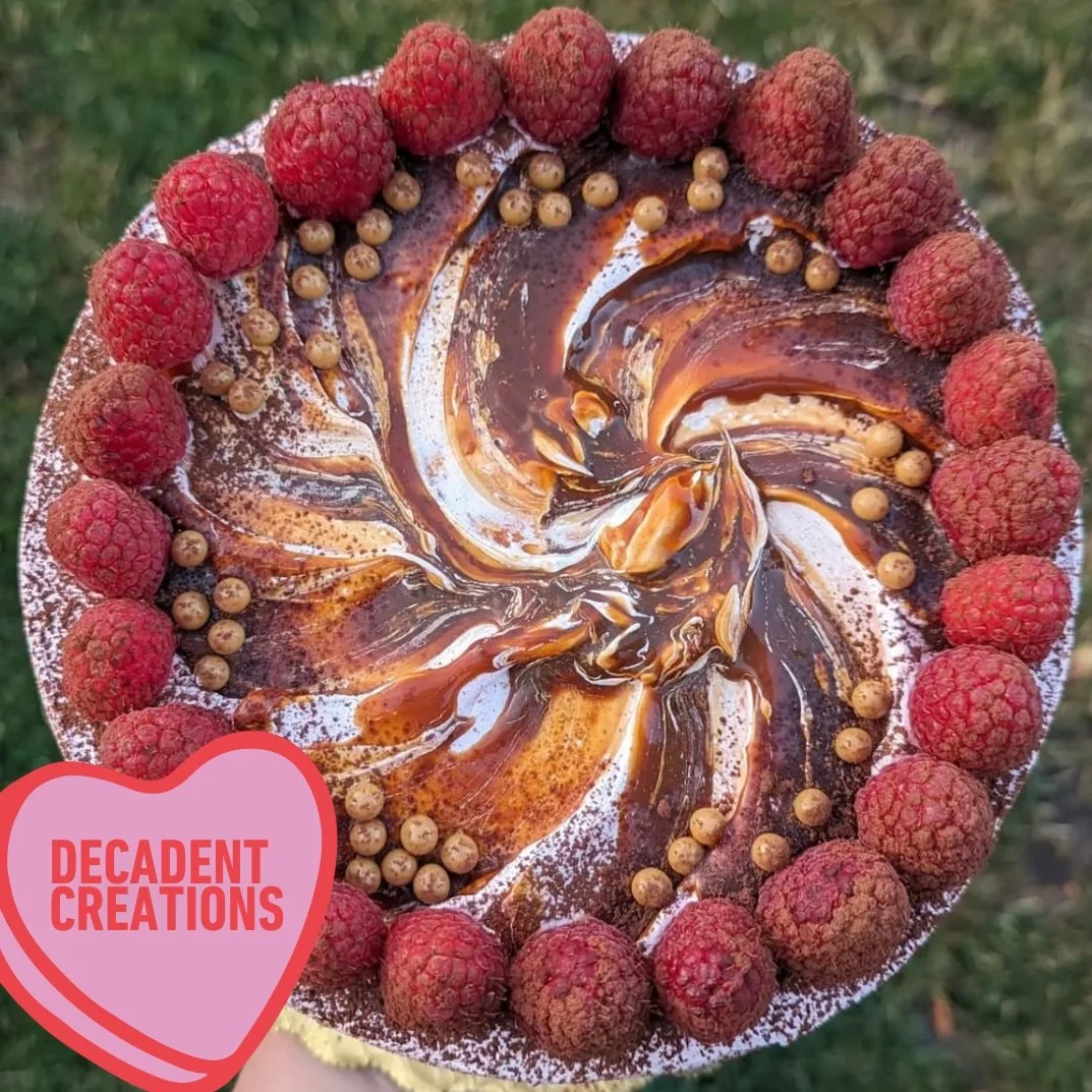 Raspberry Dulce de Leche Cake