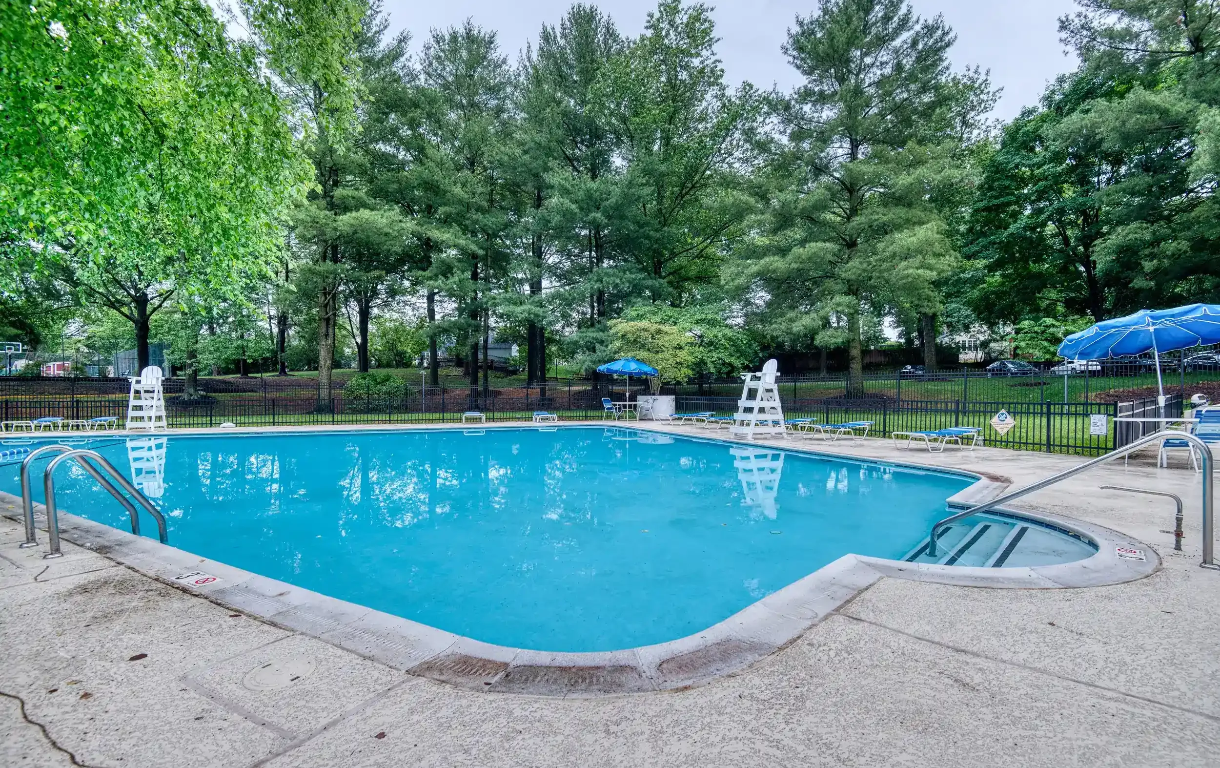 WT has a second, smaller outdoor pool located at The Carlyn. It is open May through September, only on weekends and holidays.