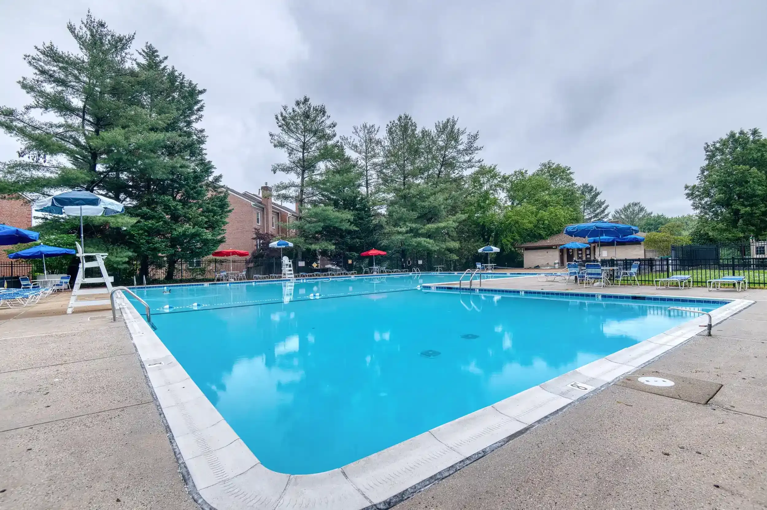 Outdoor Pool – Open seasonally from Memorial Day to Labor Day and is a favorite gathering spot on warm days.