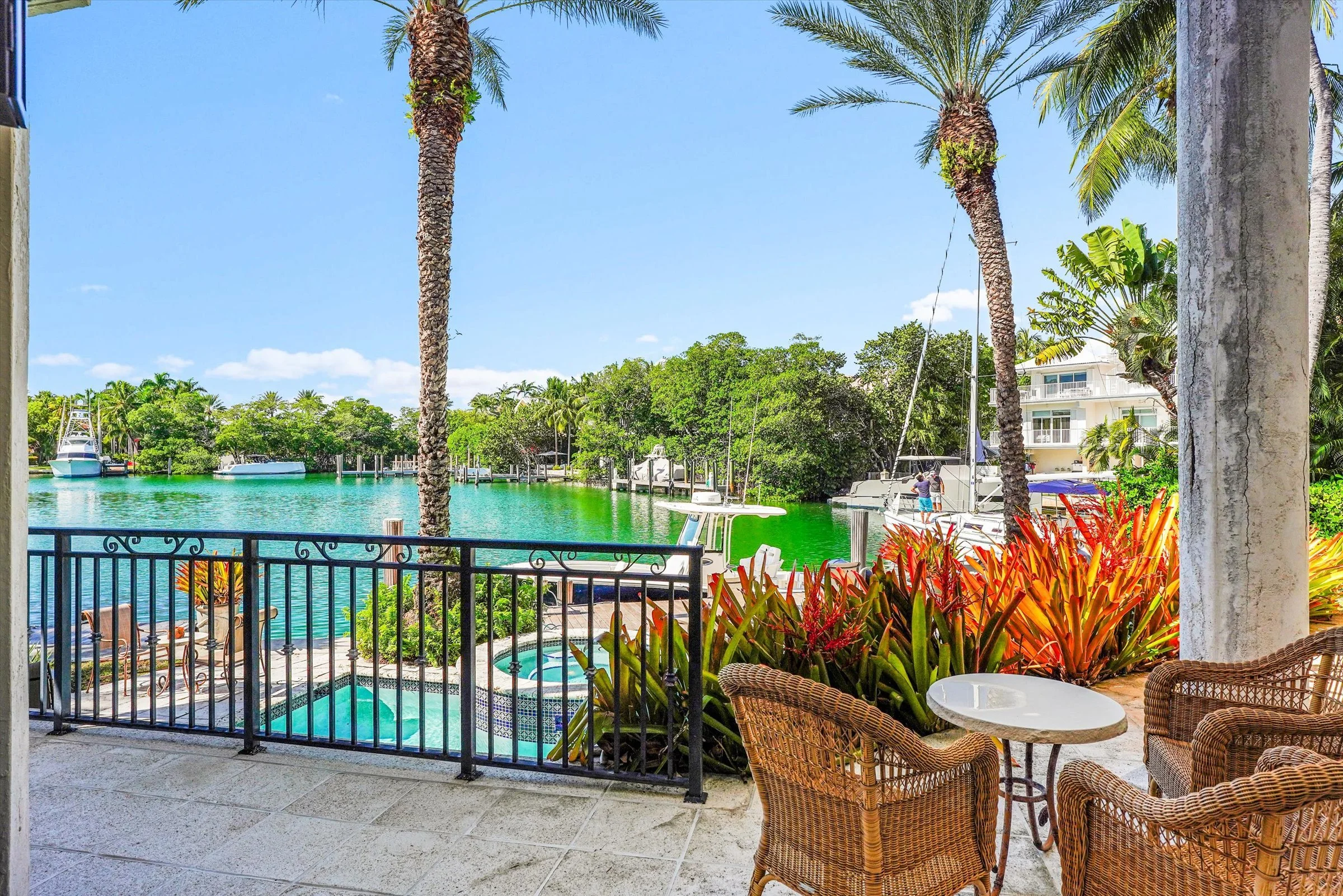 100-550 Harbor Dr Key-95.jpg