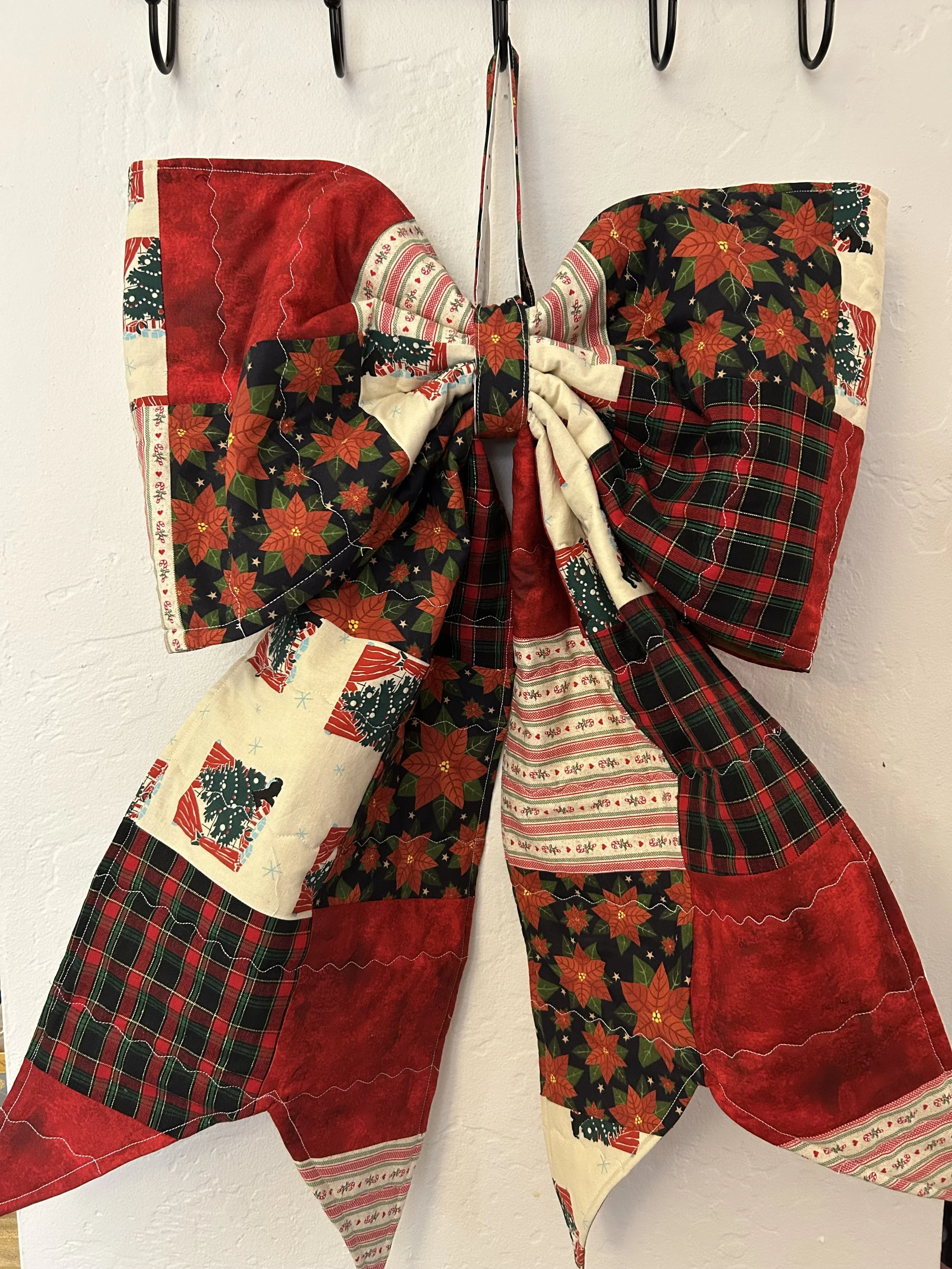 christmas door bow .jpg