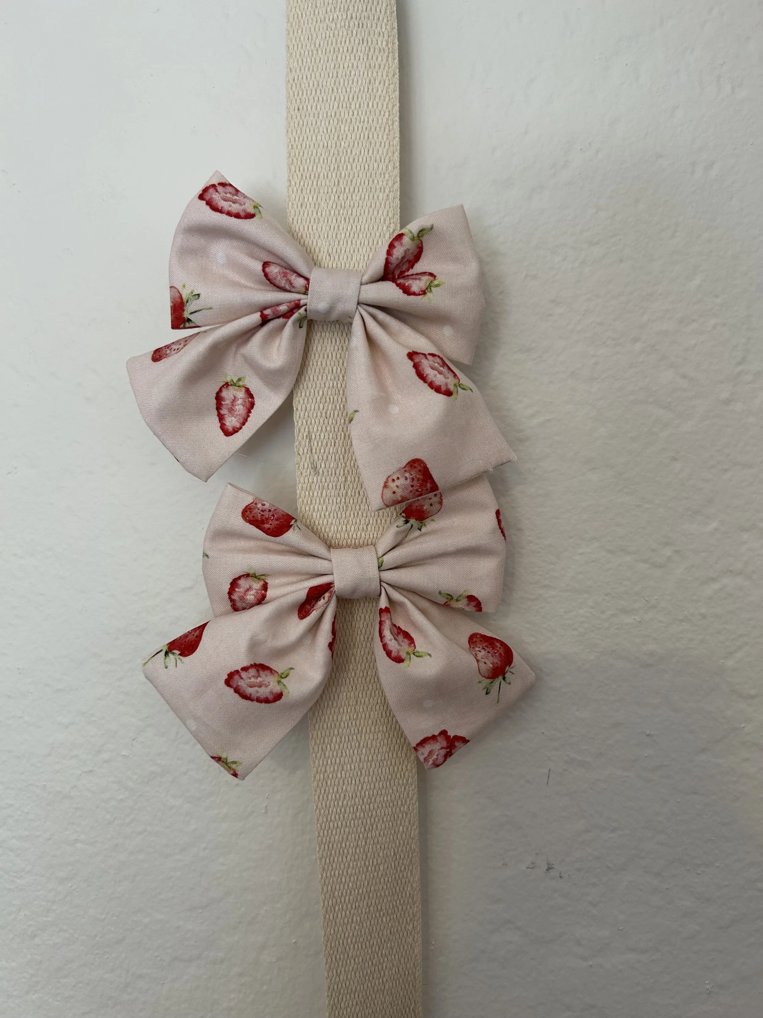 Strawberry Hairbow