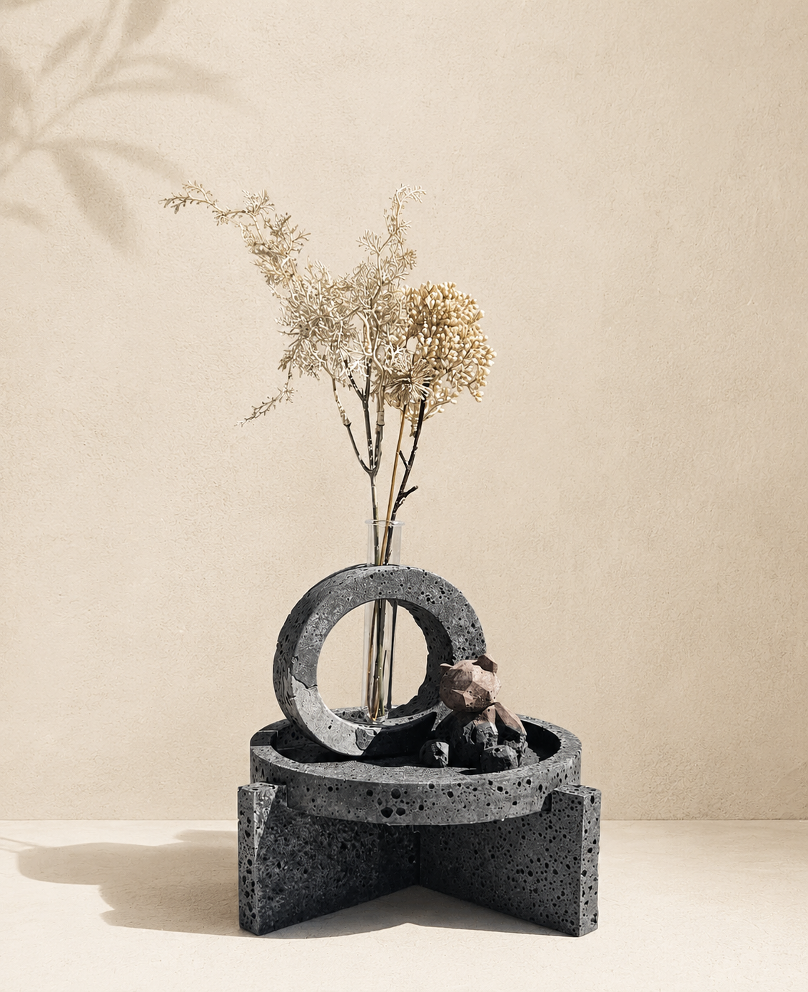 Foamed Ceramic Plant Riser – Architectural Pedestal Stand