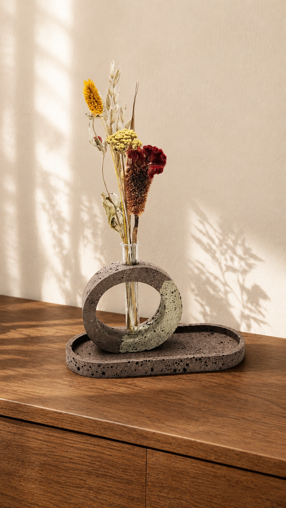 Foamed Ceramic Ring Bud Vase