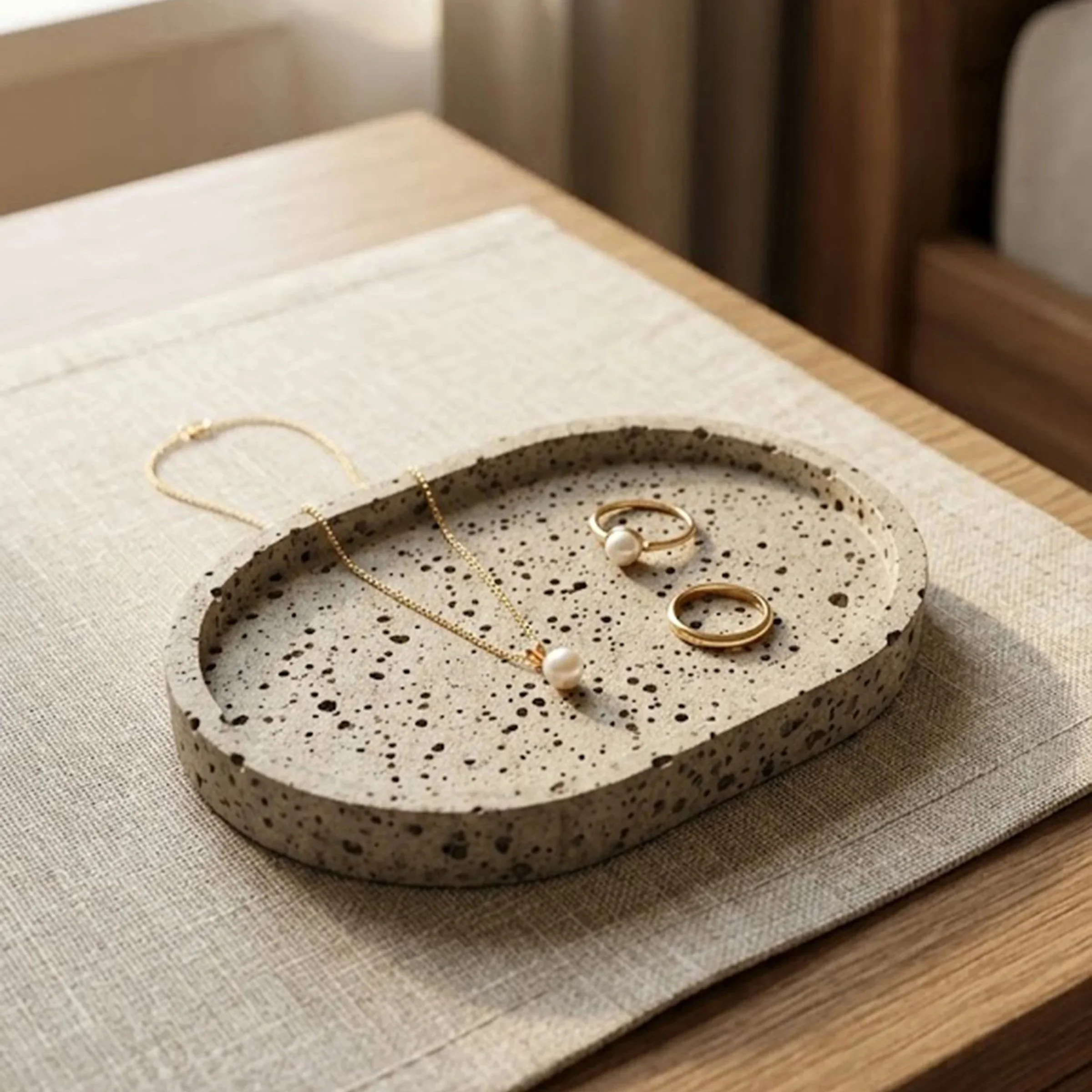 Foamed Ceramic Oval Tray