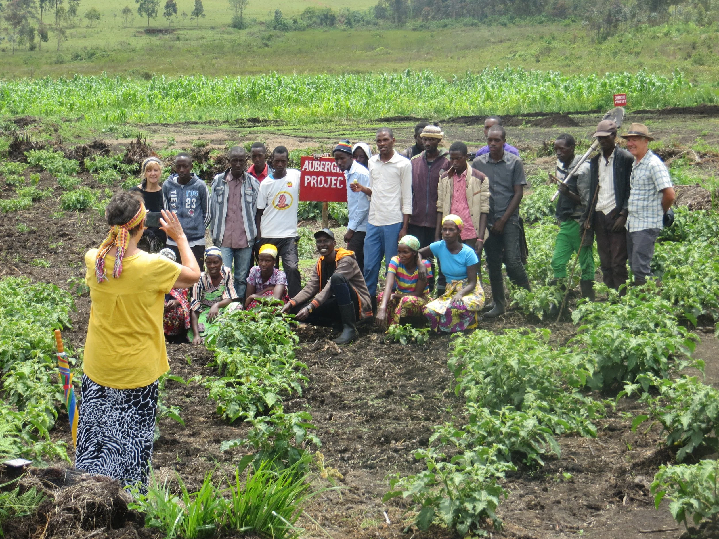 14 - Visiting the project and taking a photo with all of Bonnke's employees. You can bet that these people are thankful to have a paying job during the conflicts..JPG