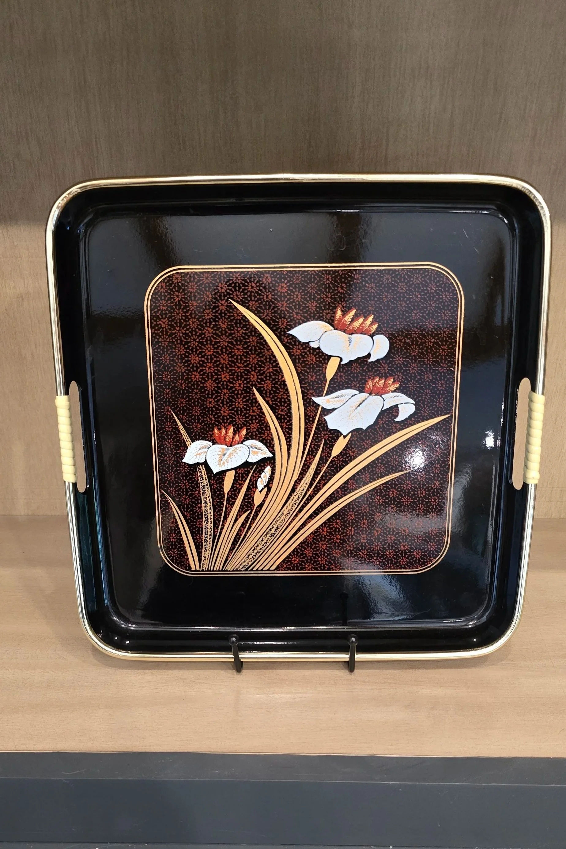 Elegant Oriental Metal Tray
