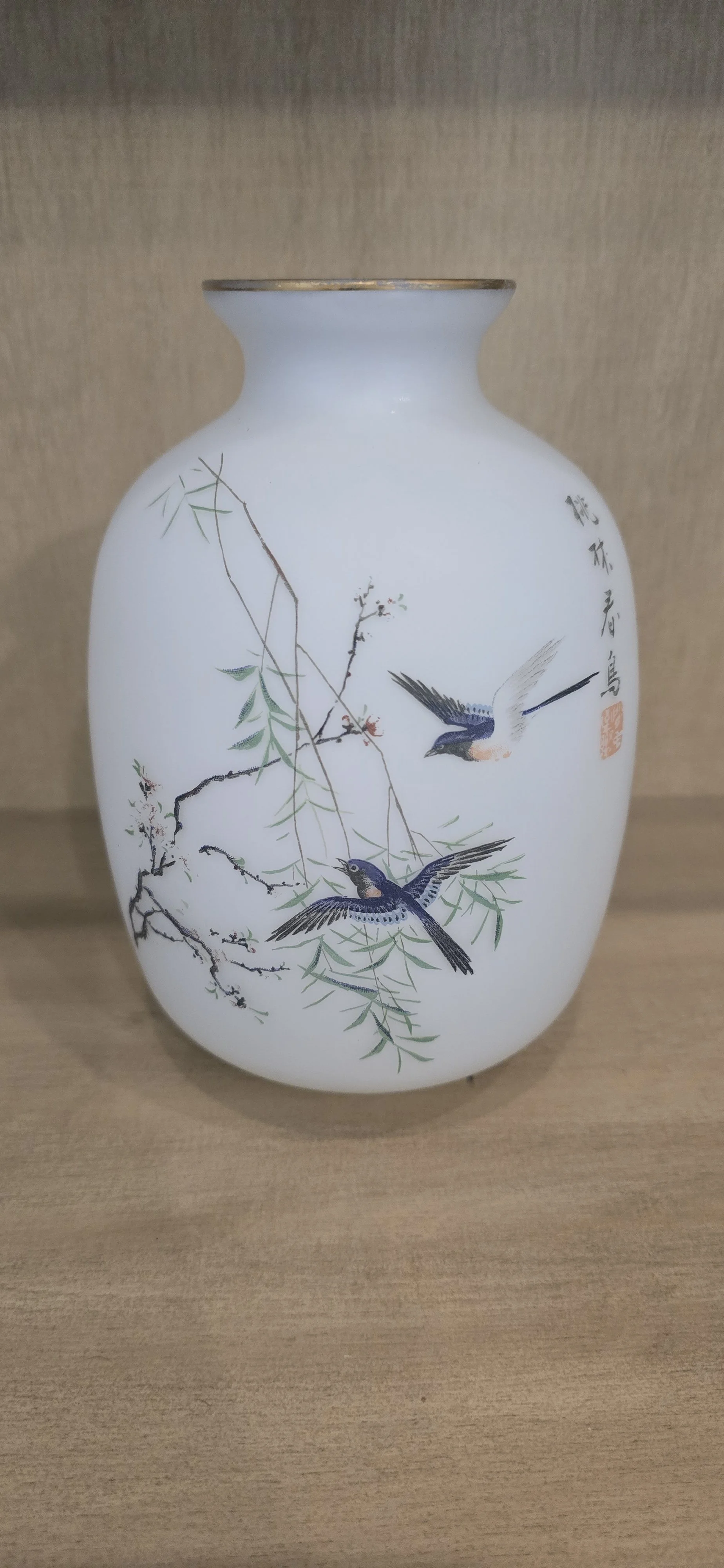 Vintage Oriental Bird Vase from Japan (with flowers)