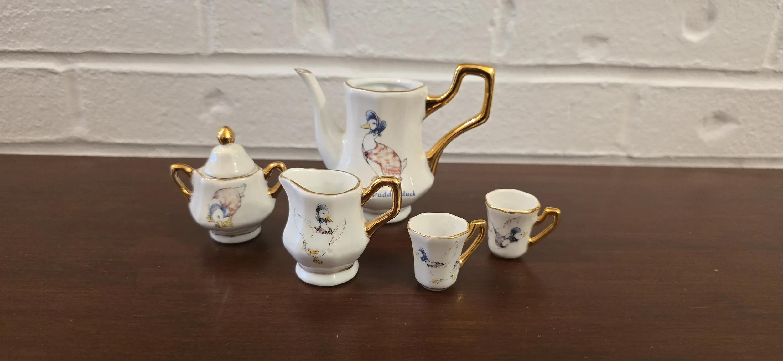 Mini Vintage Goose Tea Set