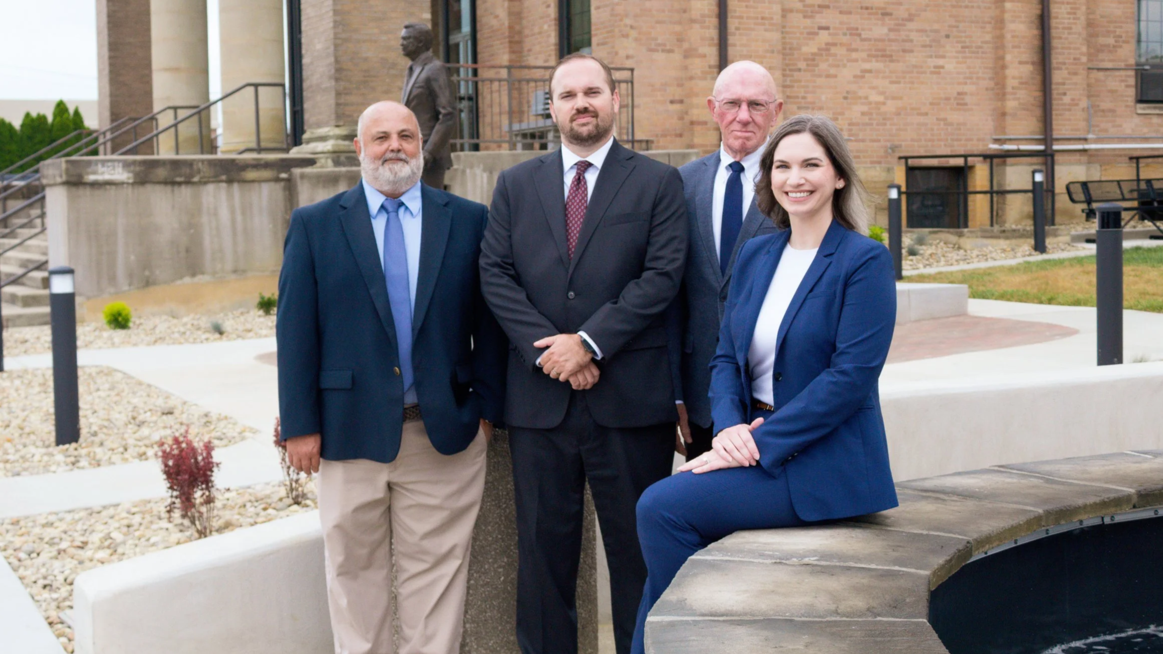 jackson ohio lawyers attorneys ovi dui criminal defense family law divorce dissolution custody civil rights probate real estate title agency pike meigs gallia scioto vinton athens lawrence jackson wellston oak hill ohio