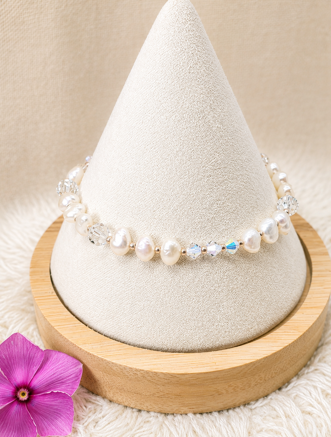 Crystal & Peal Bracelet