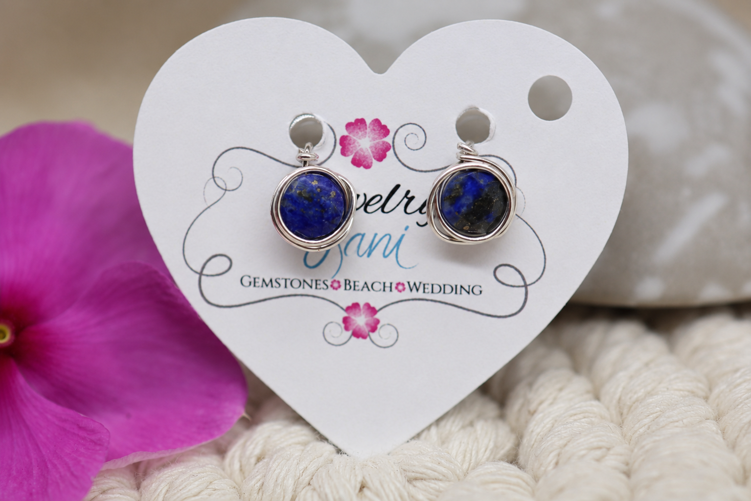 blue lapis stud 2.png