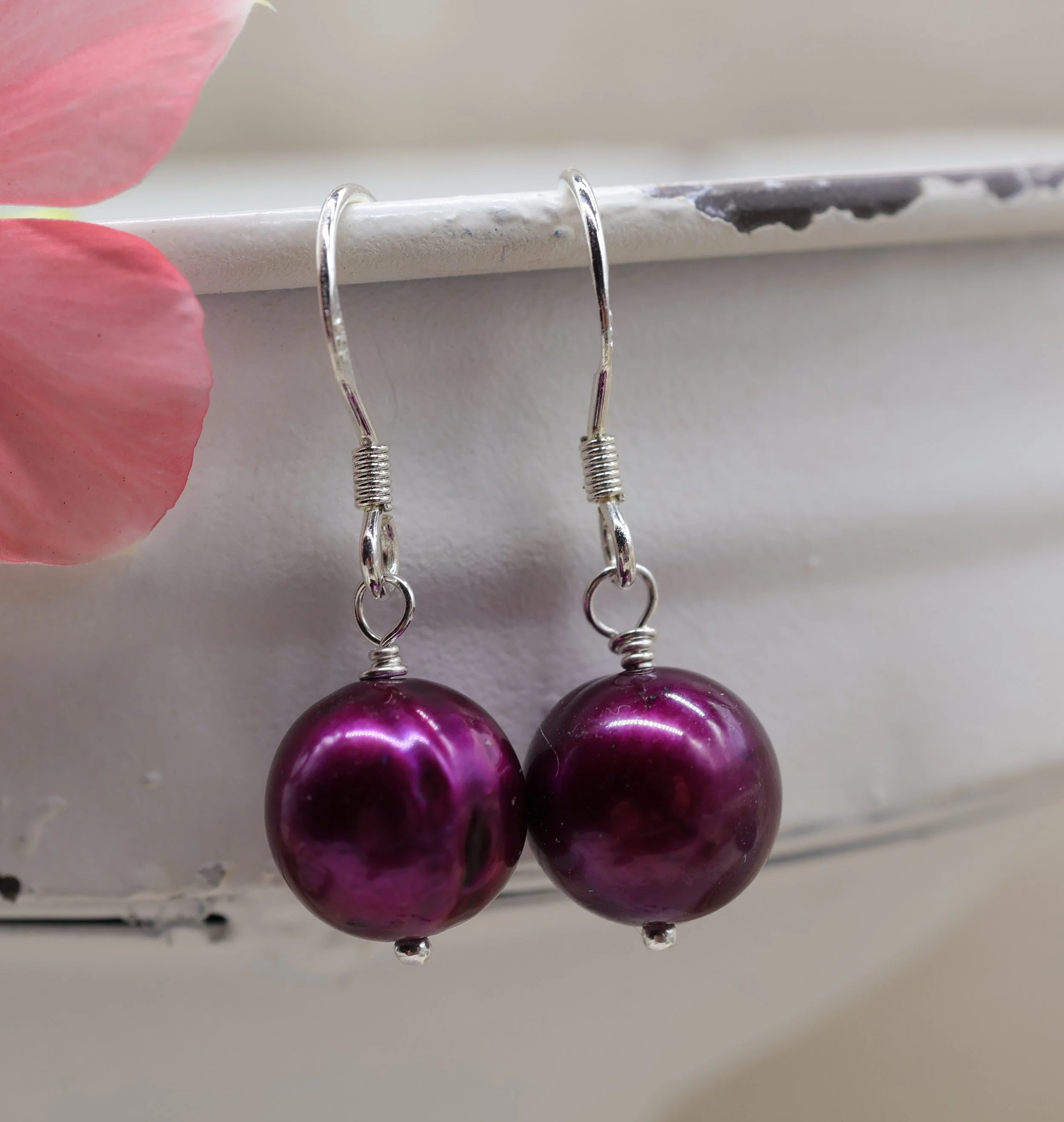 wine pearl ear 1.JPG