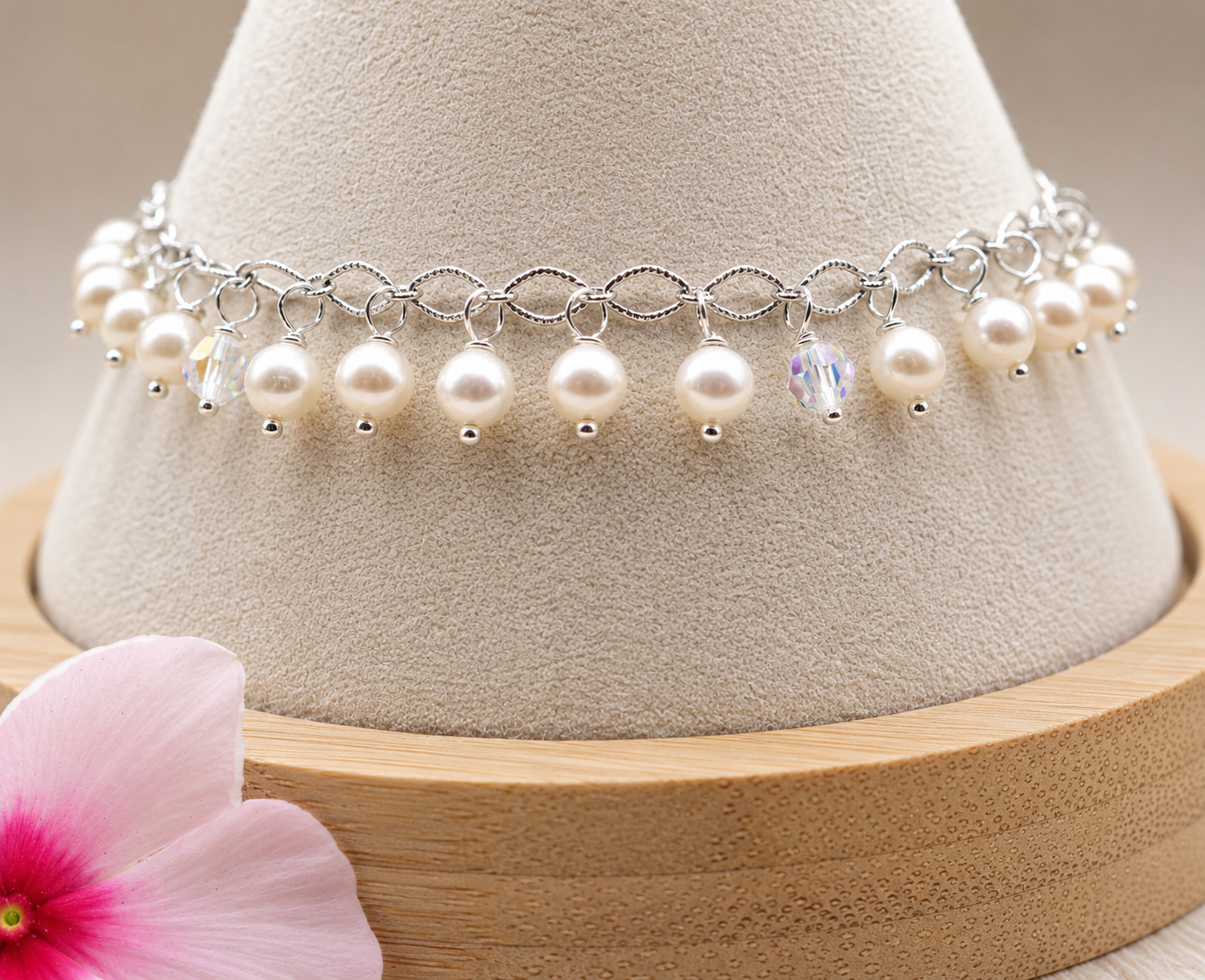 Charming Pearl & Crystal Bracelet
