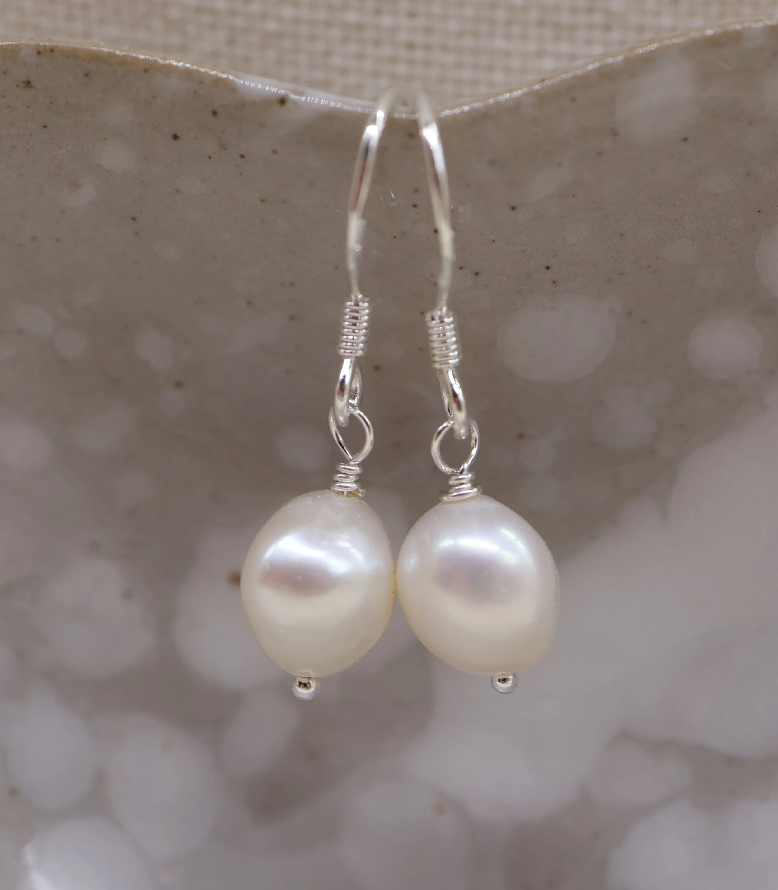 IMG_1334 Pearl ear 1.JPG