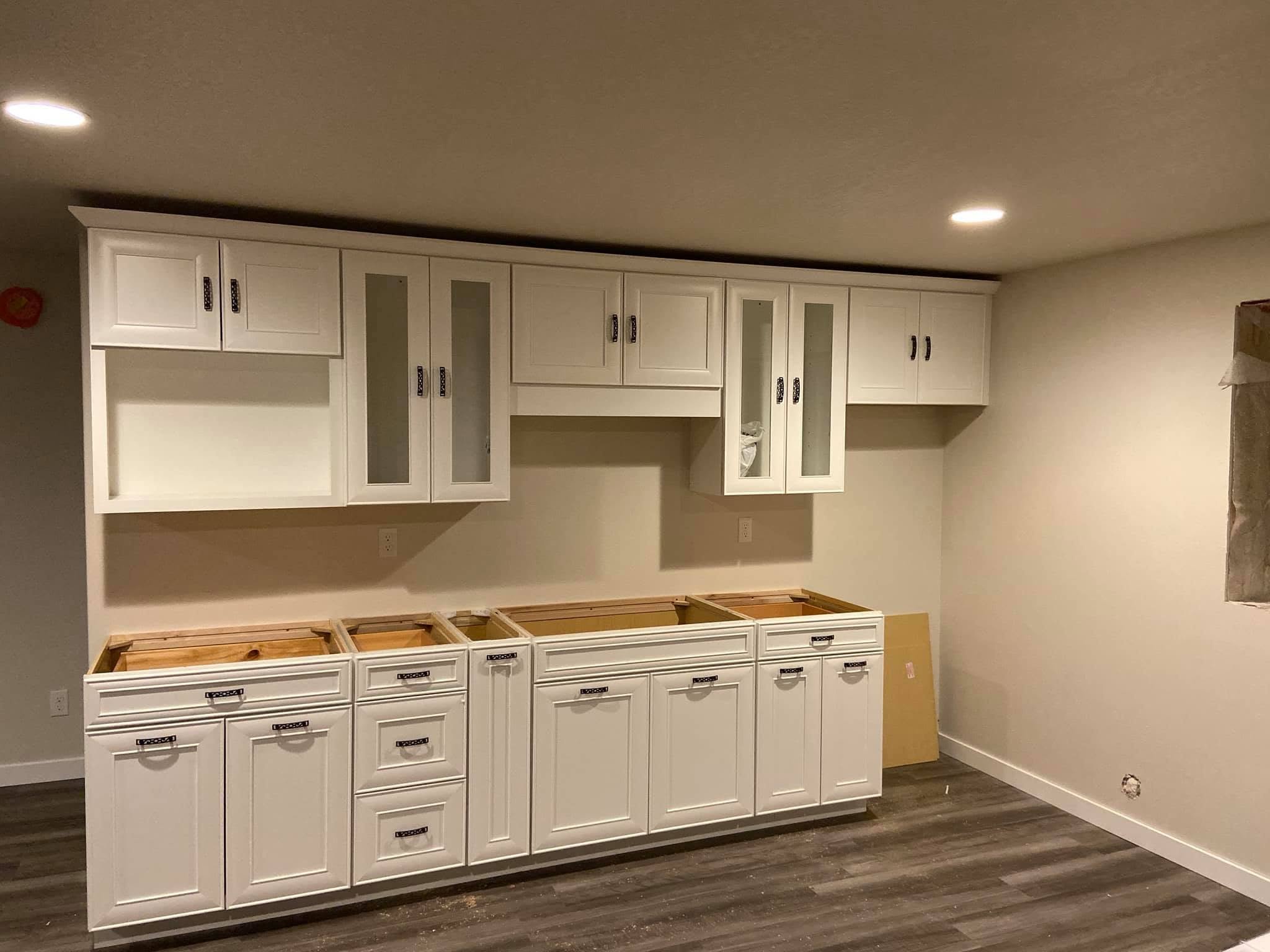 Wet bar.jpg