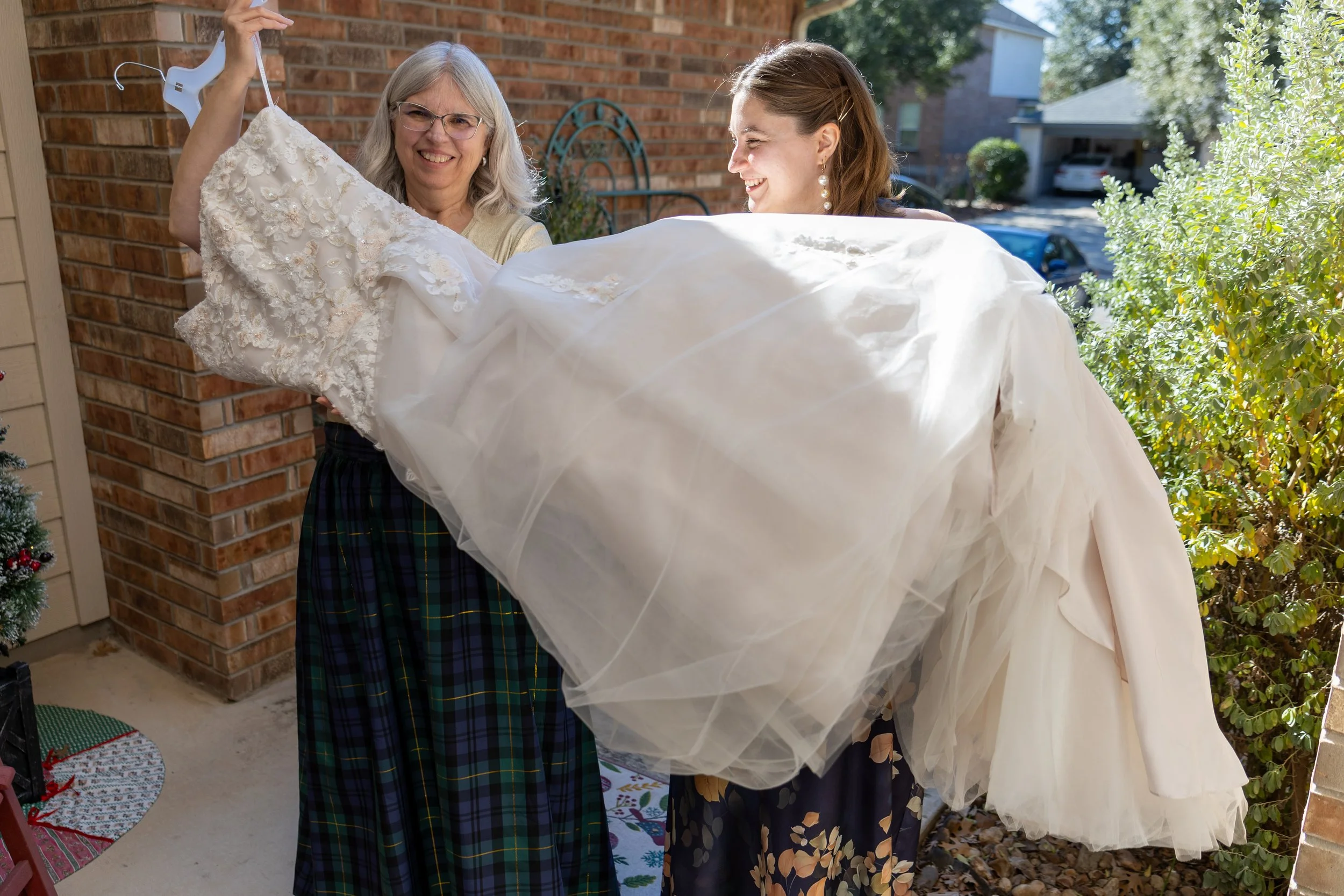 ClareAndDeanna-4256.jpg