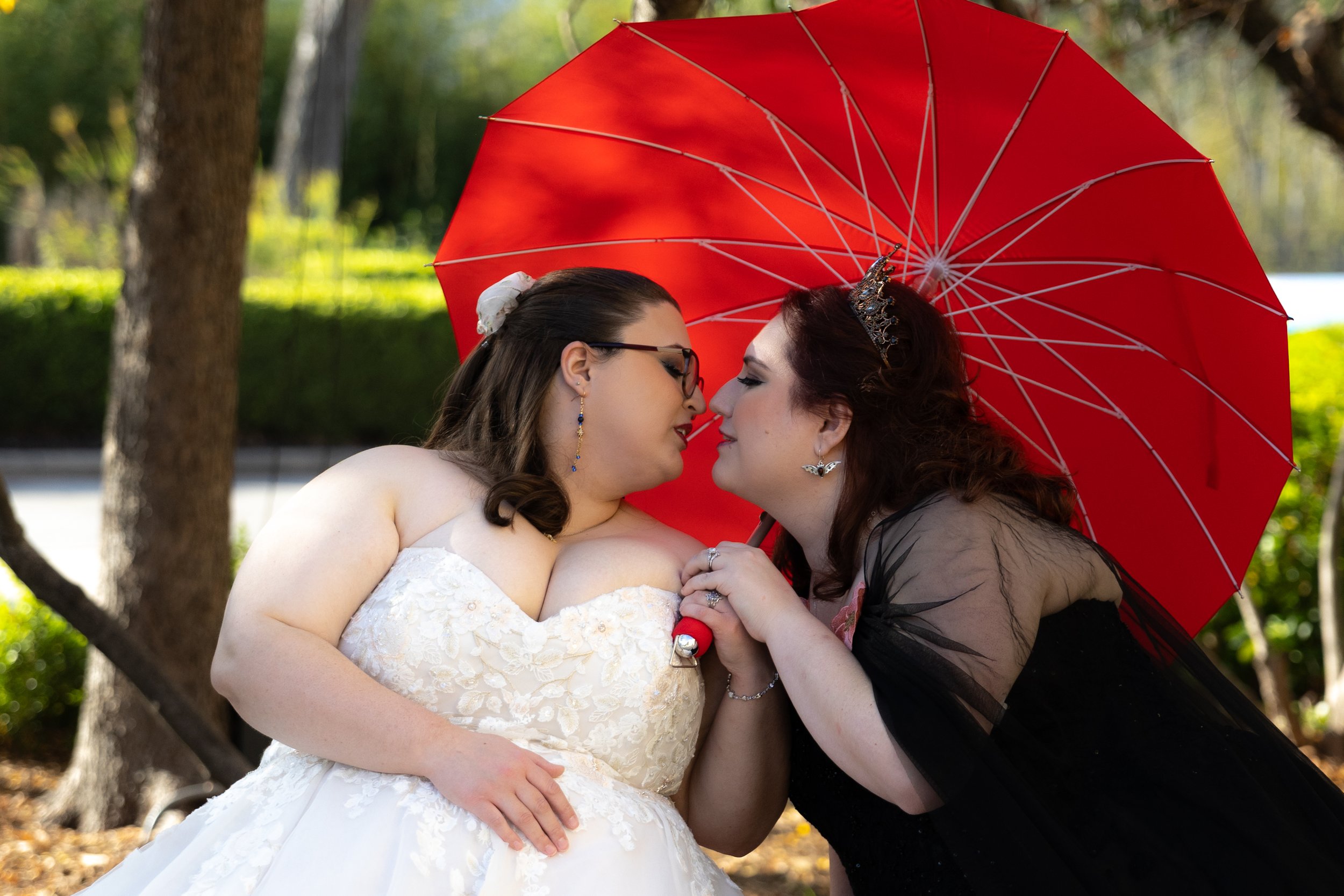 ClareAndDeanna-5817.jpg