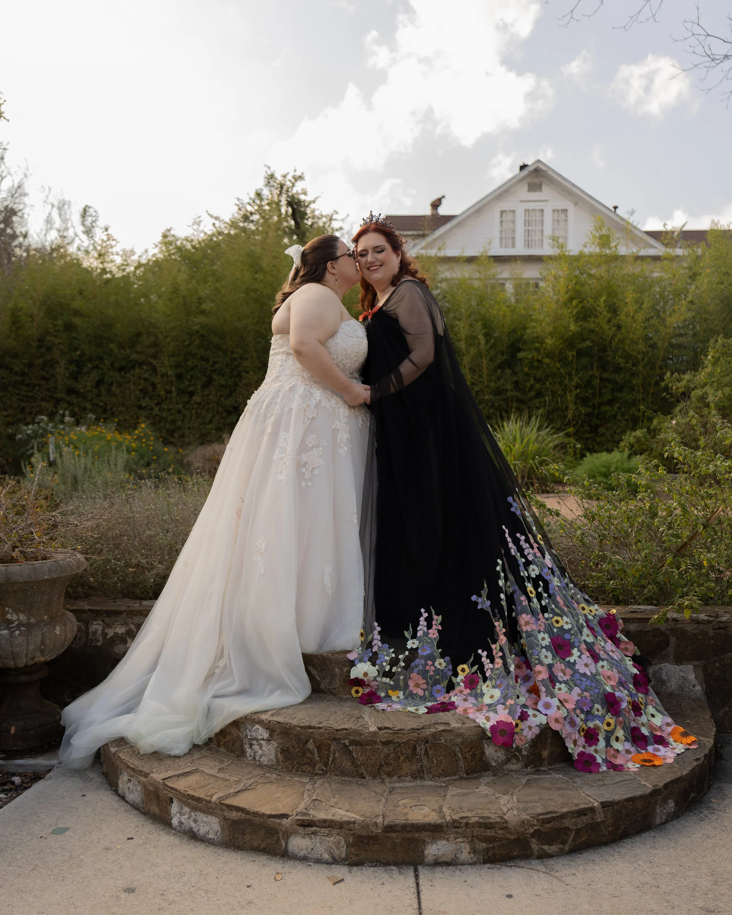 ClareAndDeanna-5567.jpg