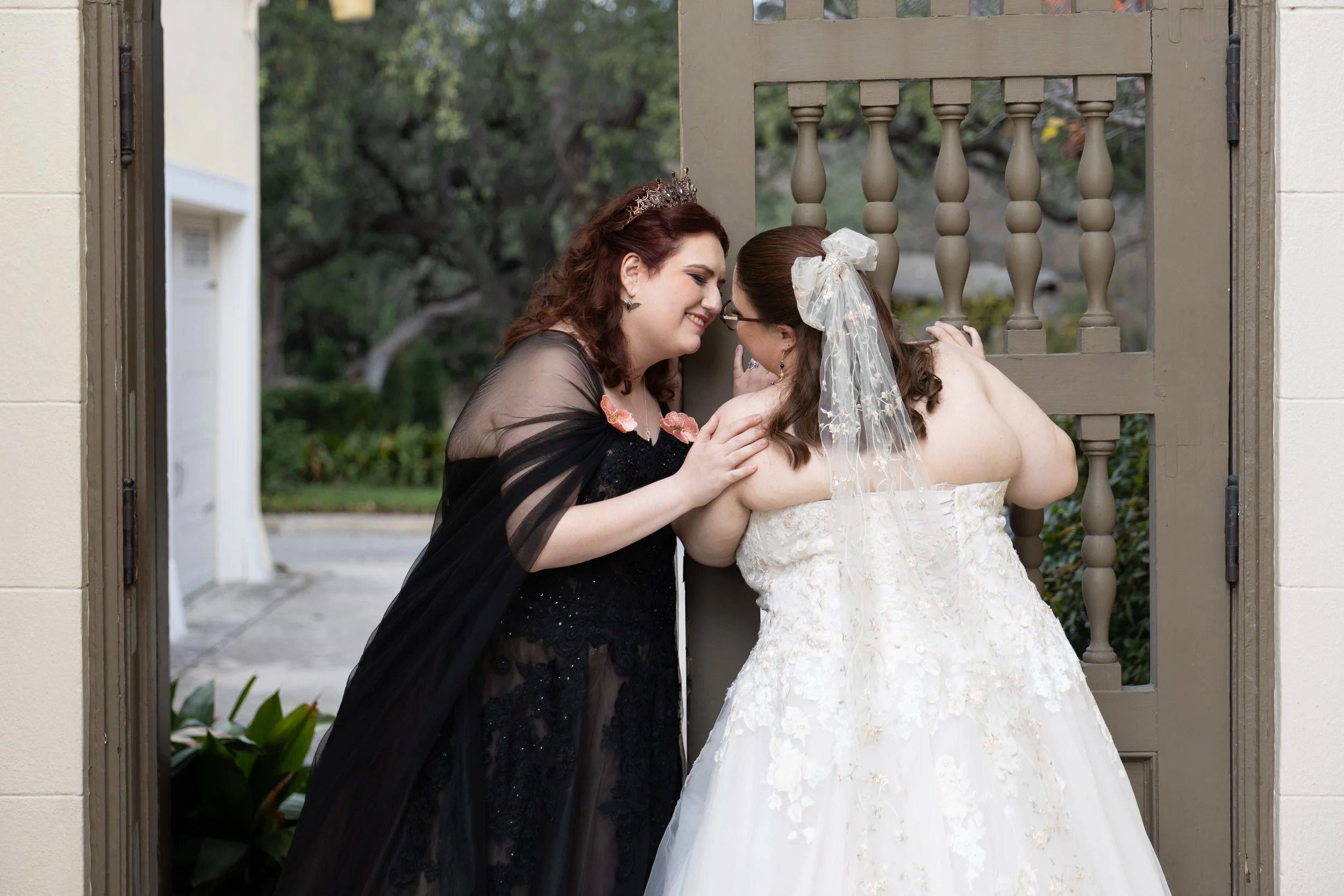 ClareAndDeanna-5707.jpg