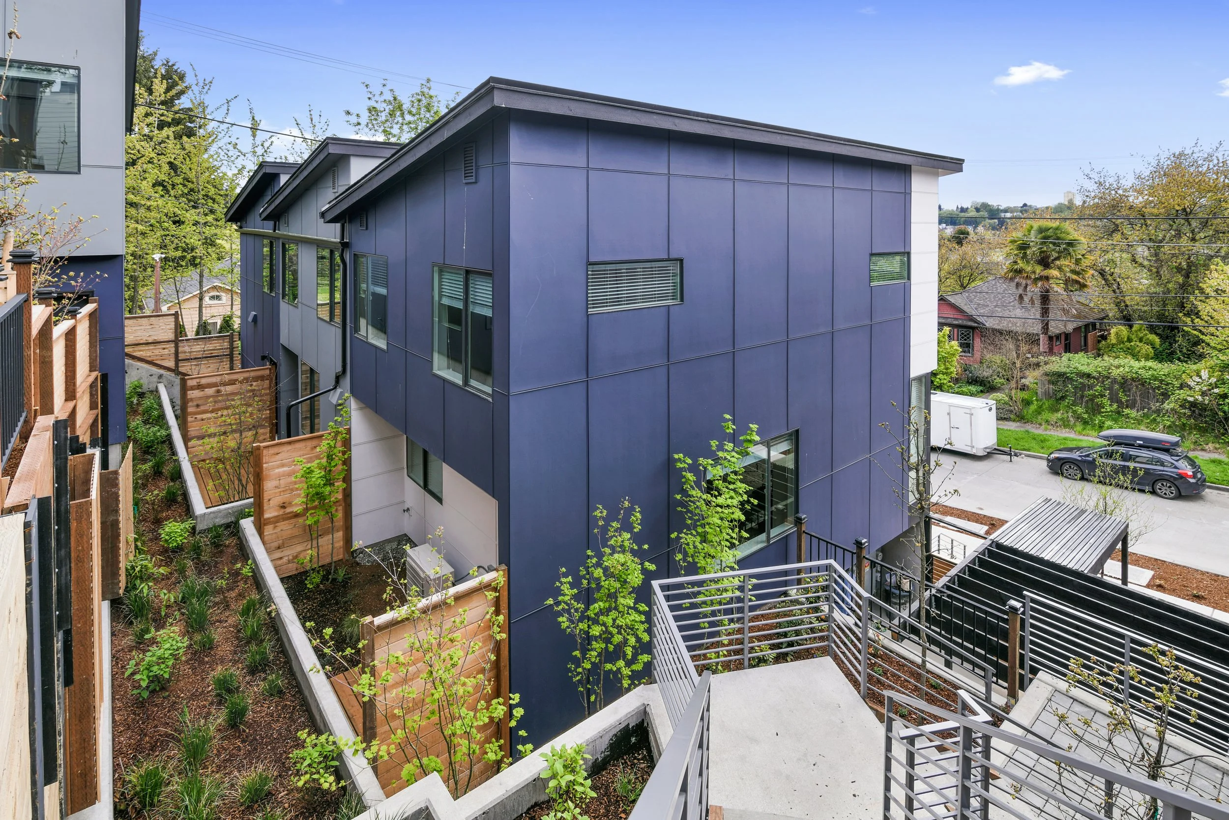 Village Garden Townhomes Ext 3.JPG