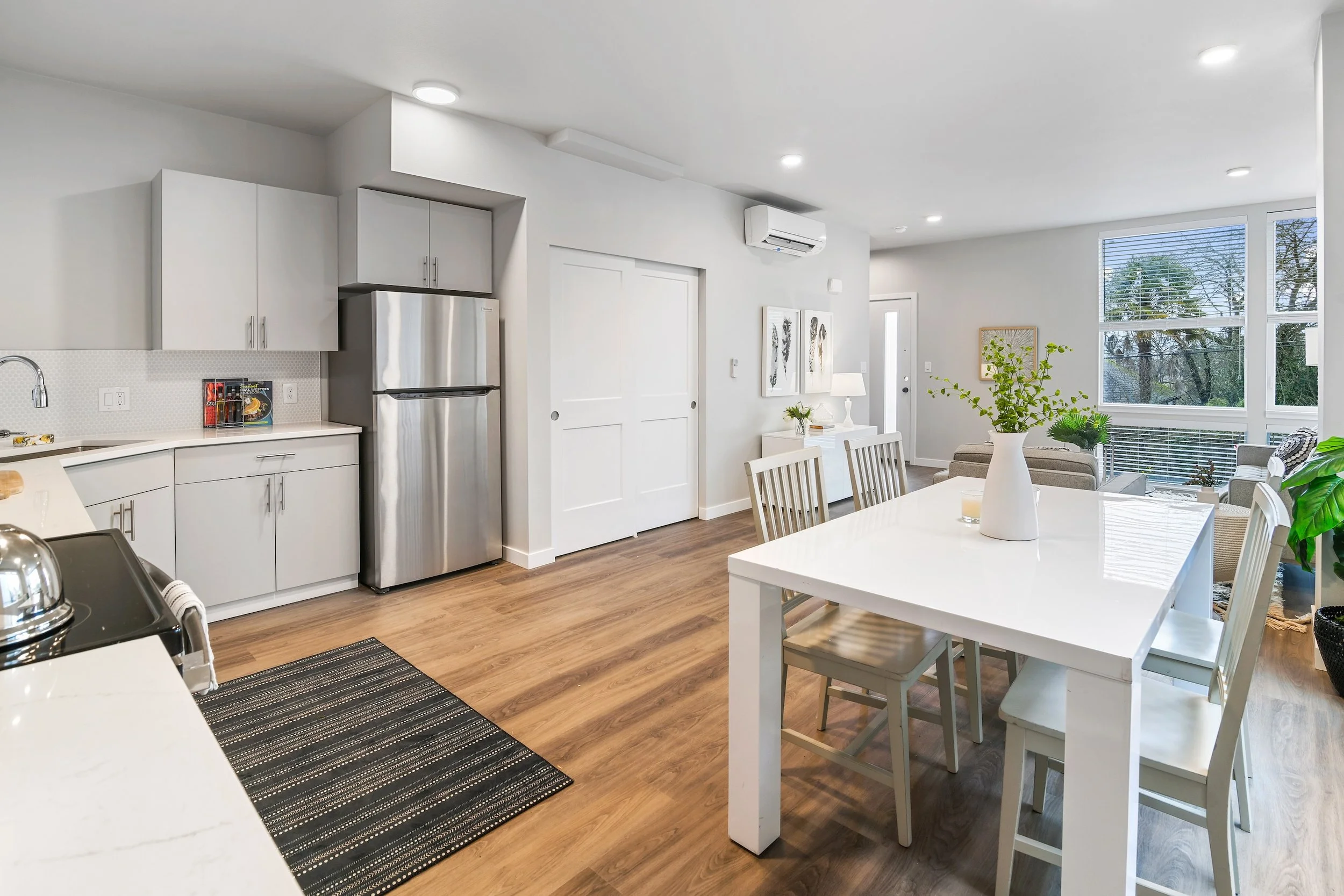 Village Garden Townhomes Int 2.JPG