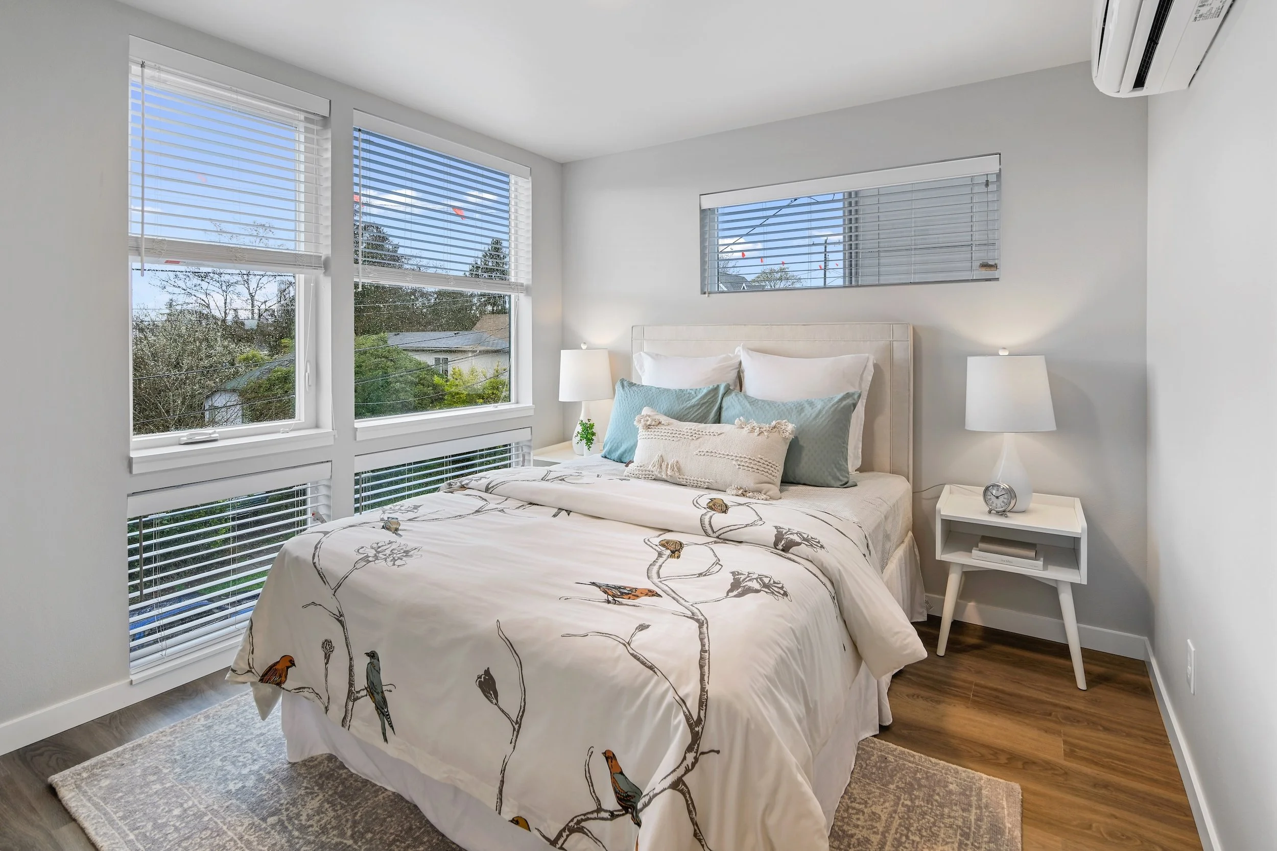 Village Garden Townhomes Int 3.JPG