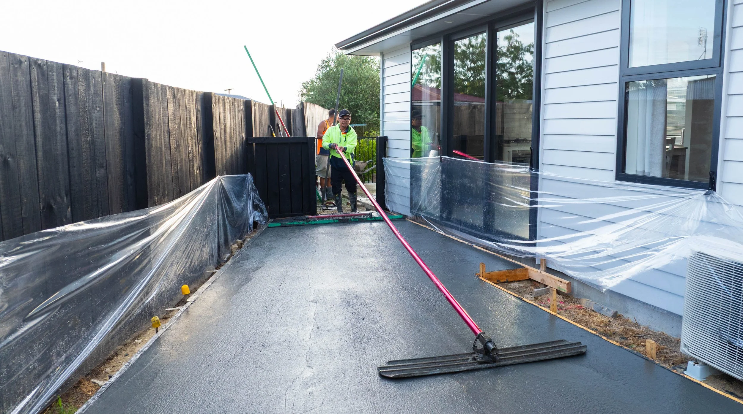 How Long Does a Concrete Driveway Take in Waikato?