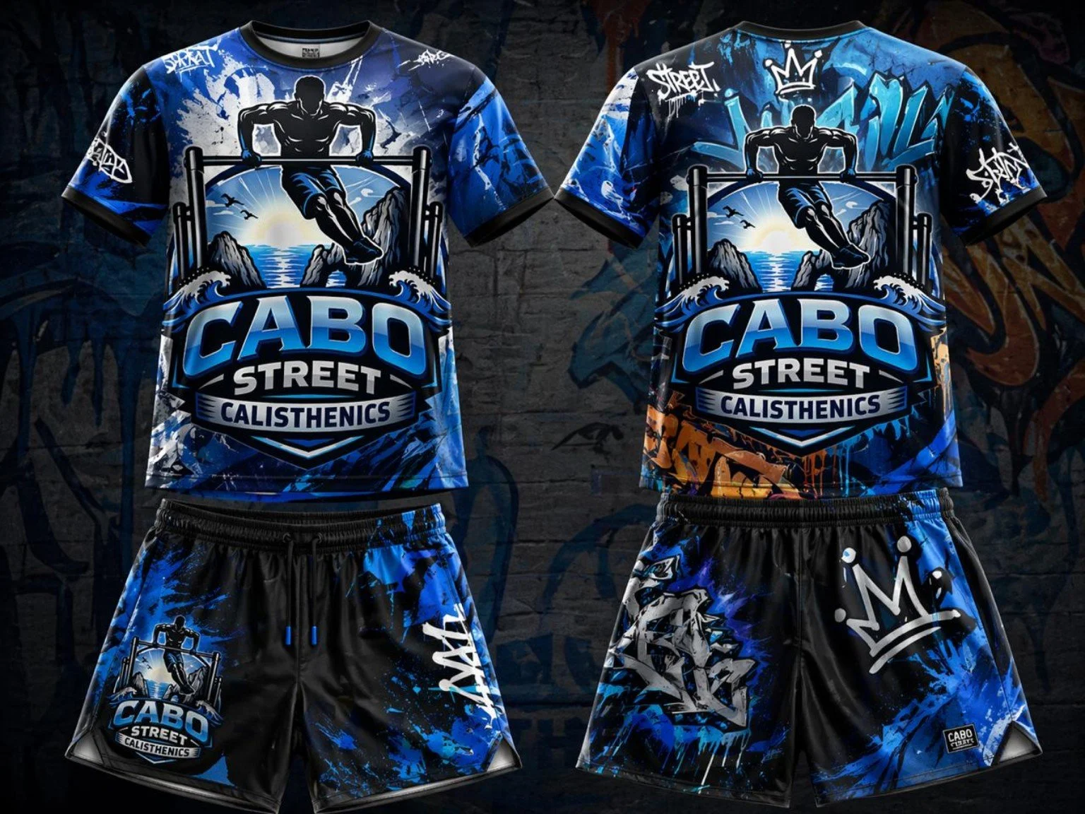 Conjunto de ropa deportiva azul y negro con gráficos urbanos. Incluye camiseta de calistenia con logo y pantalones cortos con gráficos y letras.